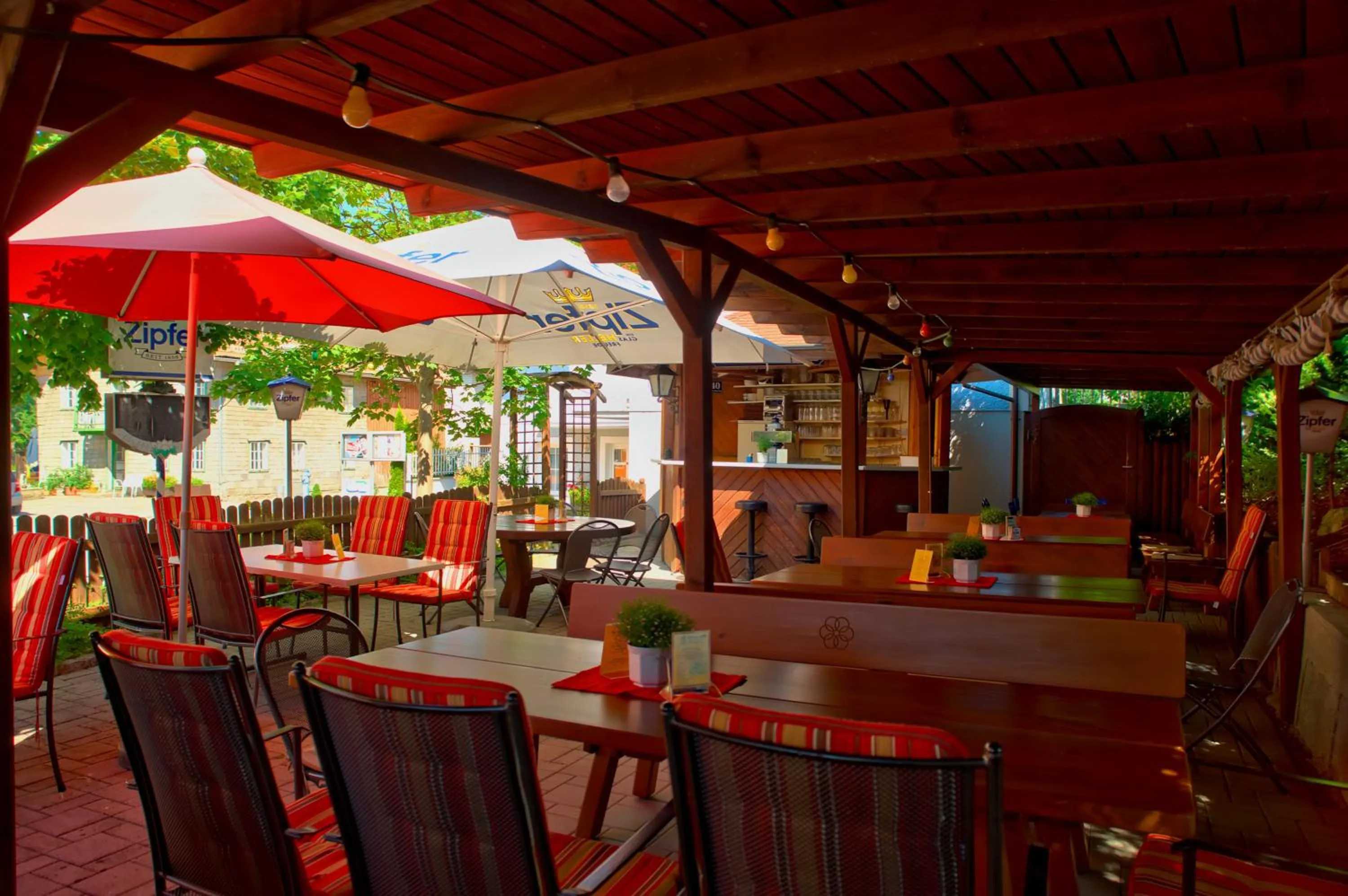 Restaurant/places to eat in Strattnerhof