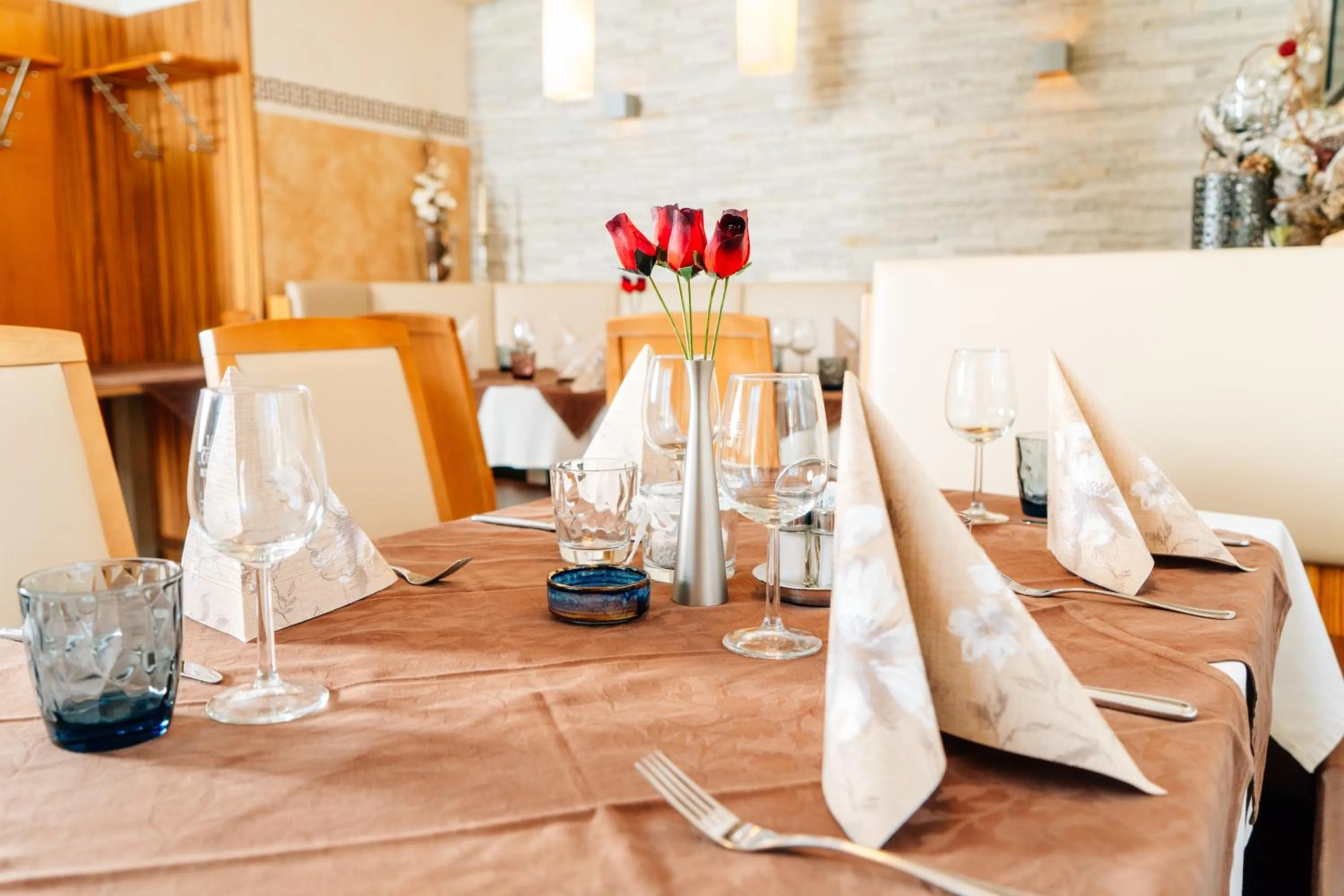 Restaurant/places to eat in Strattnerhof