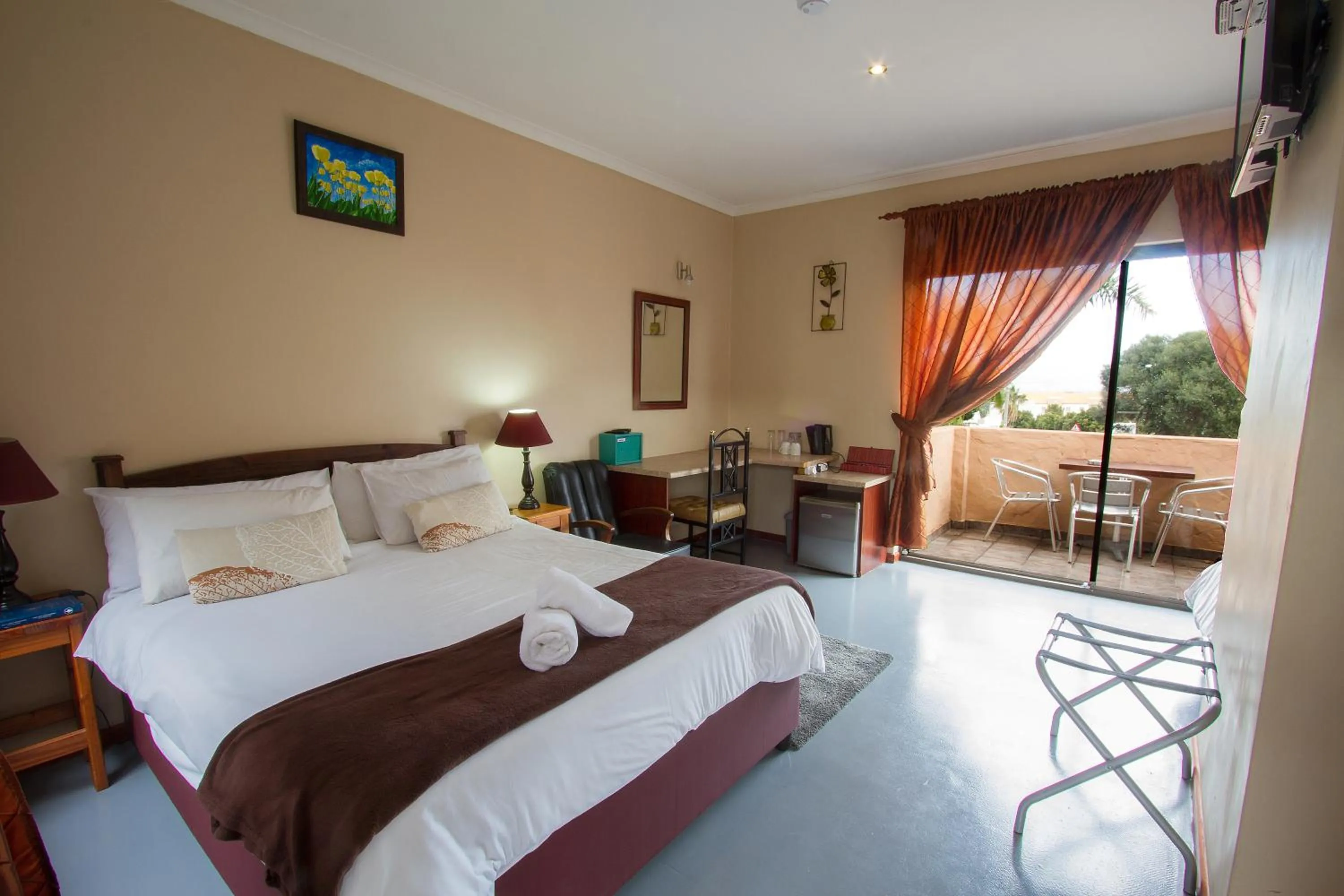 Photo of the whole room, Bed in Ramasibi Guest Services