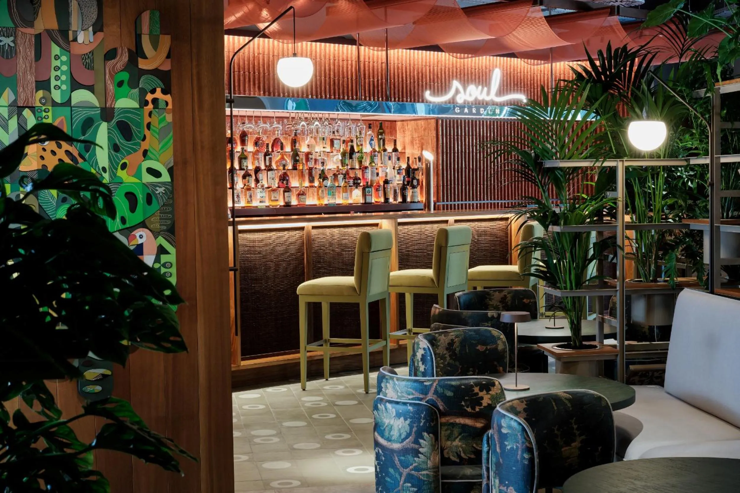 Restaurant/places to eat in Corinthia Lisbon