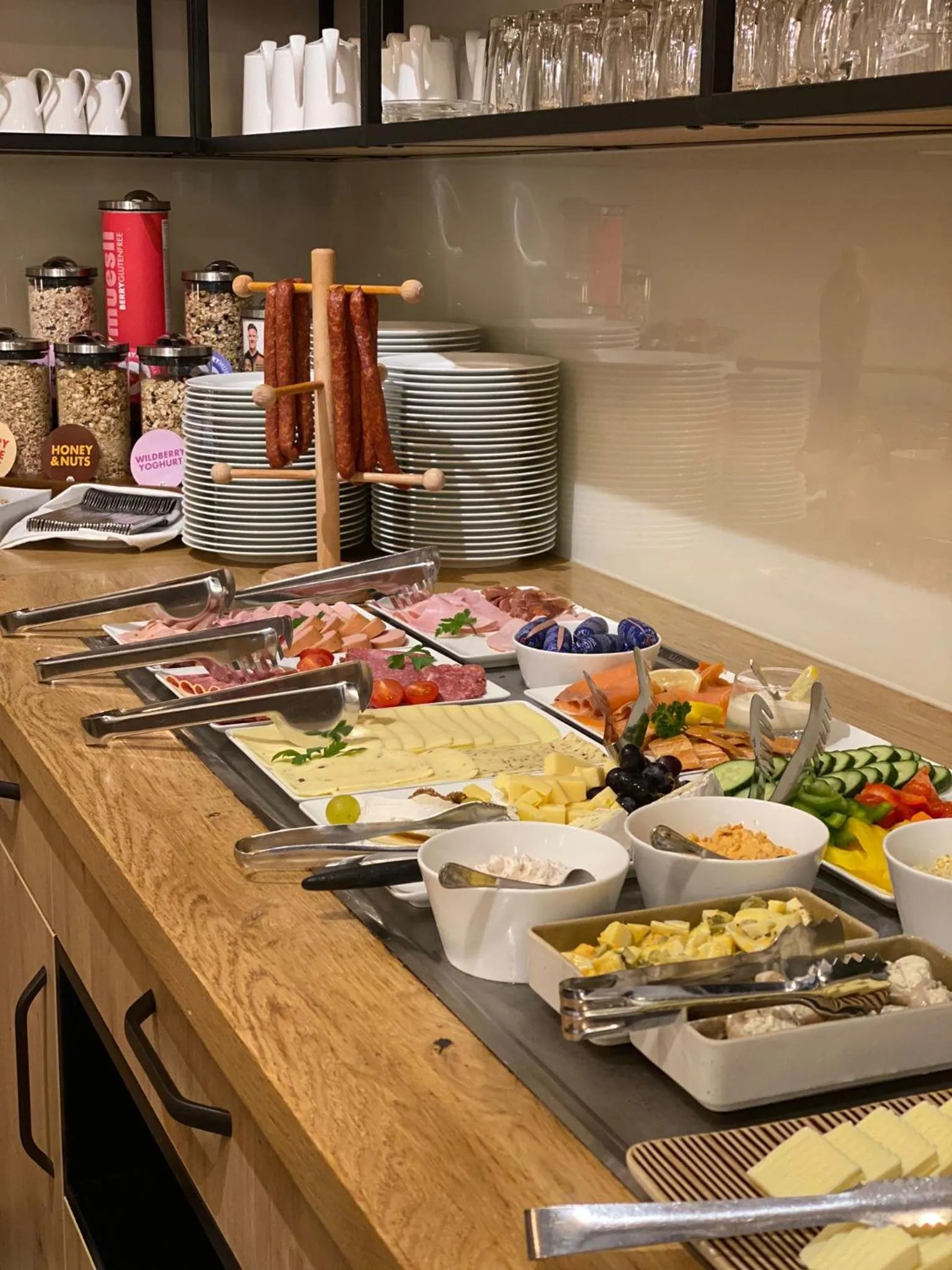 Breakfast in Schwan und Post Business Quarters