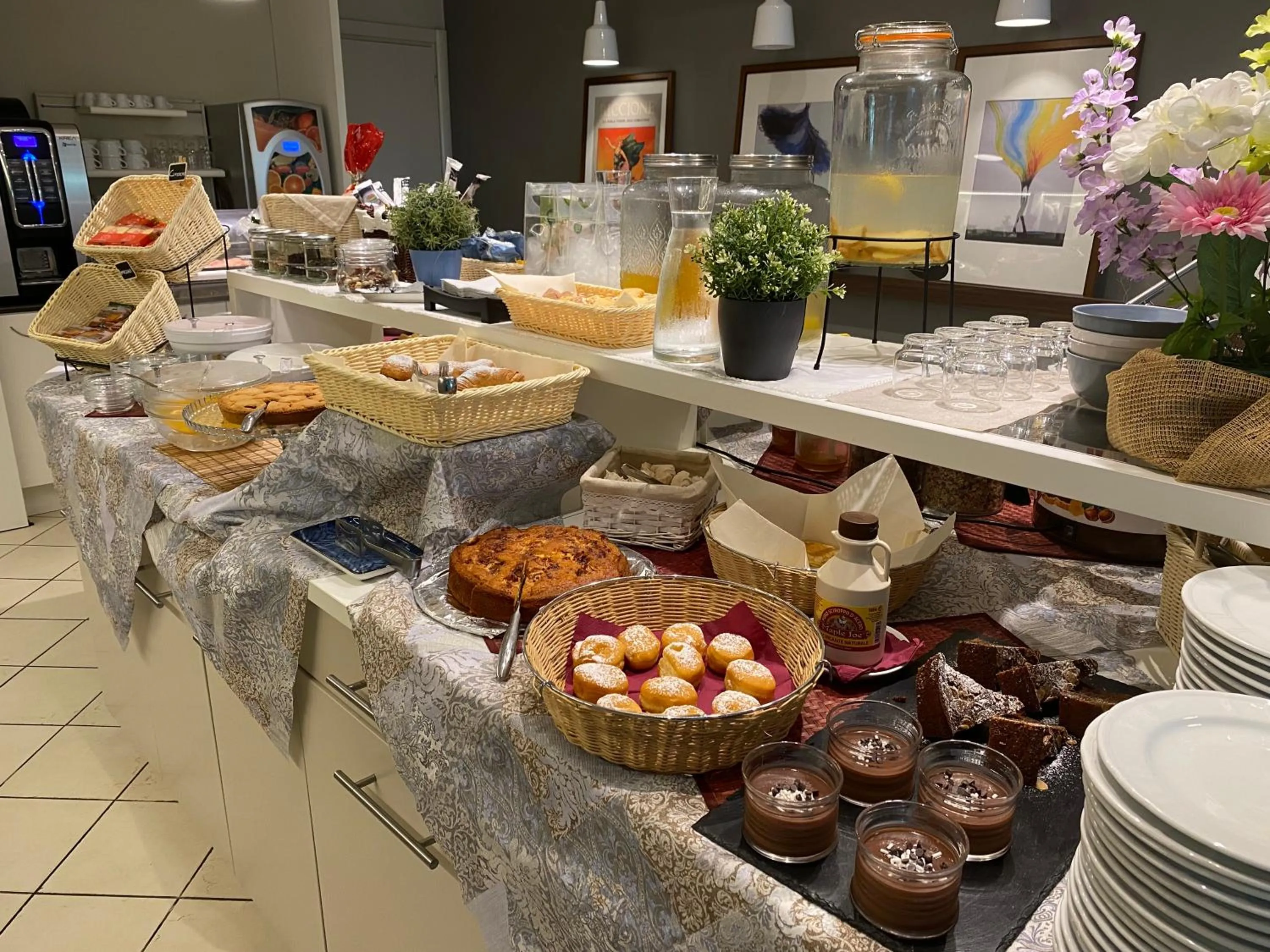 Food in Hotel Arabel