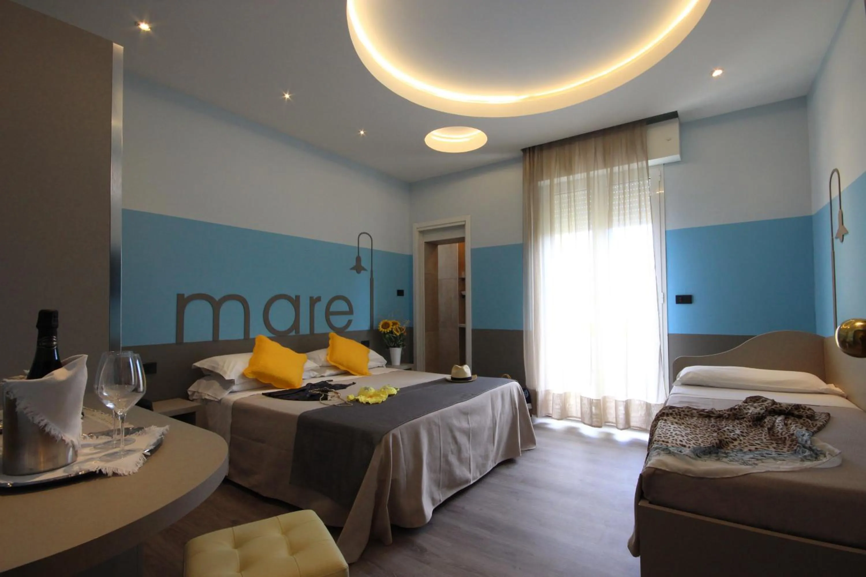 Photo of the whole room in Hotel Arabel