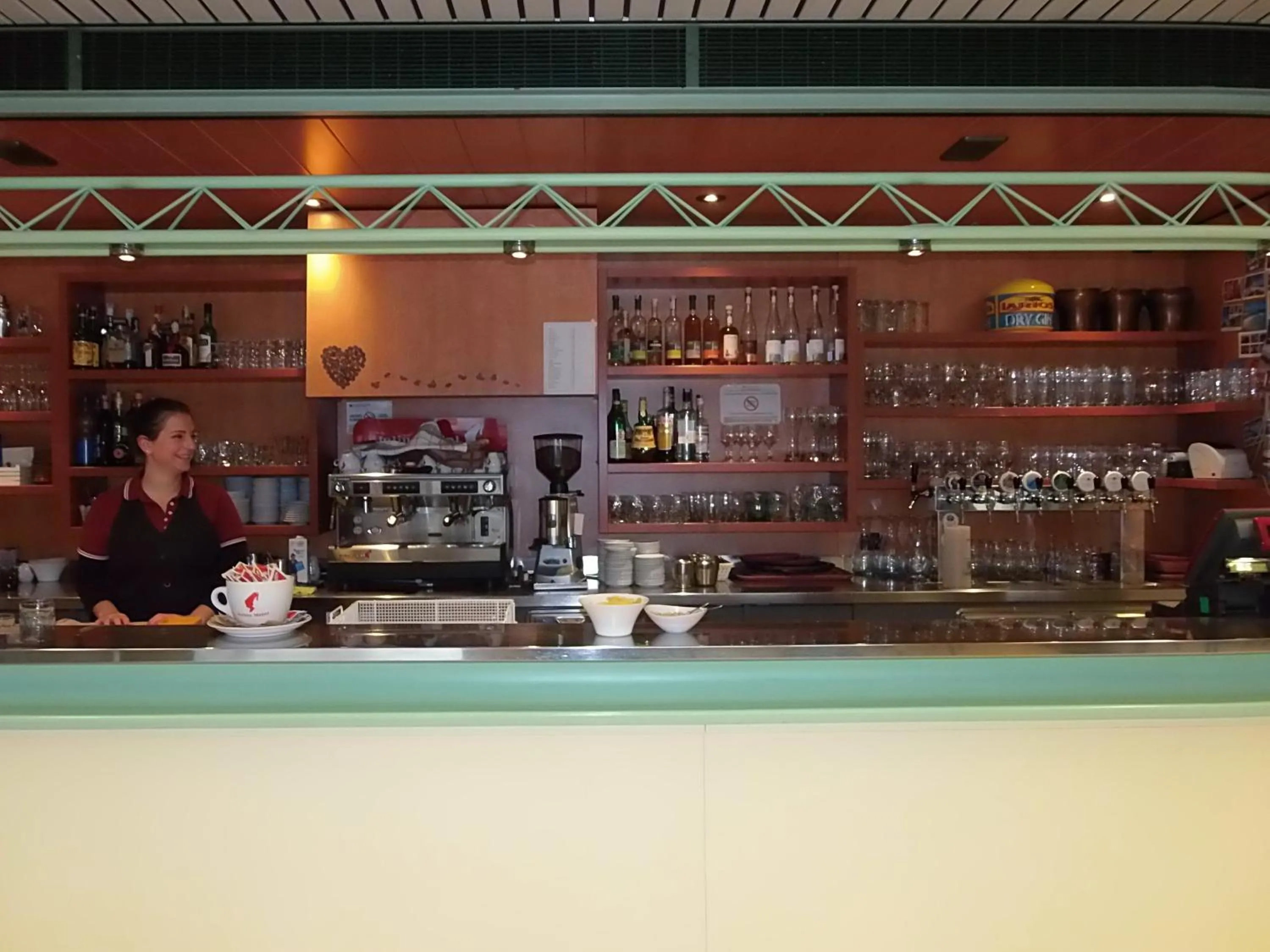 Lounge or bar in Hotel Vezzano