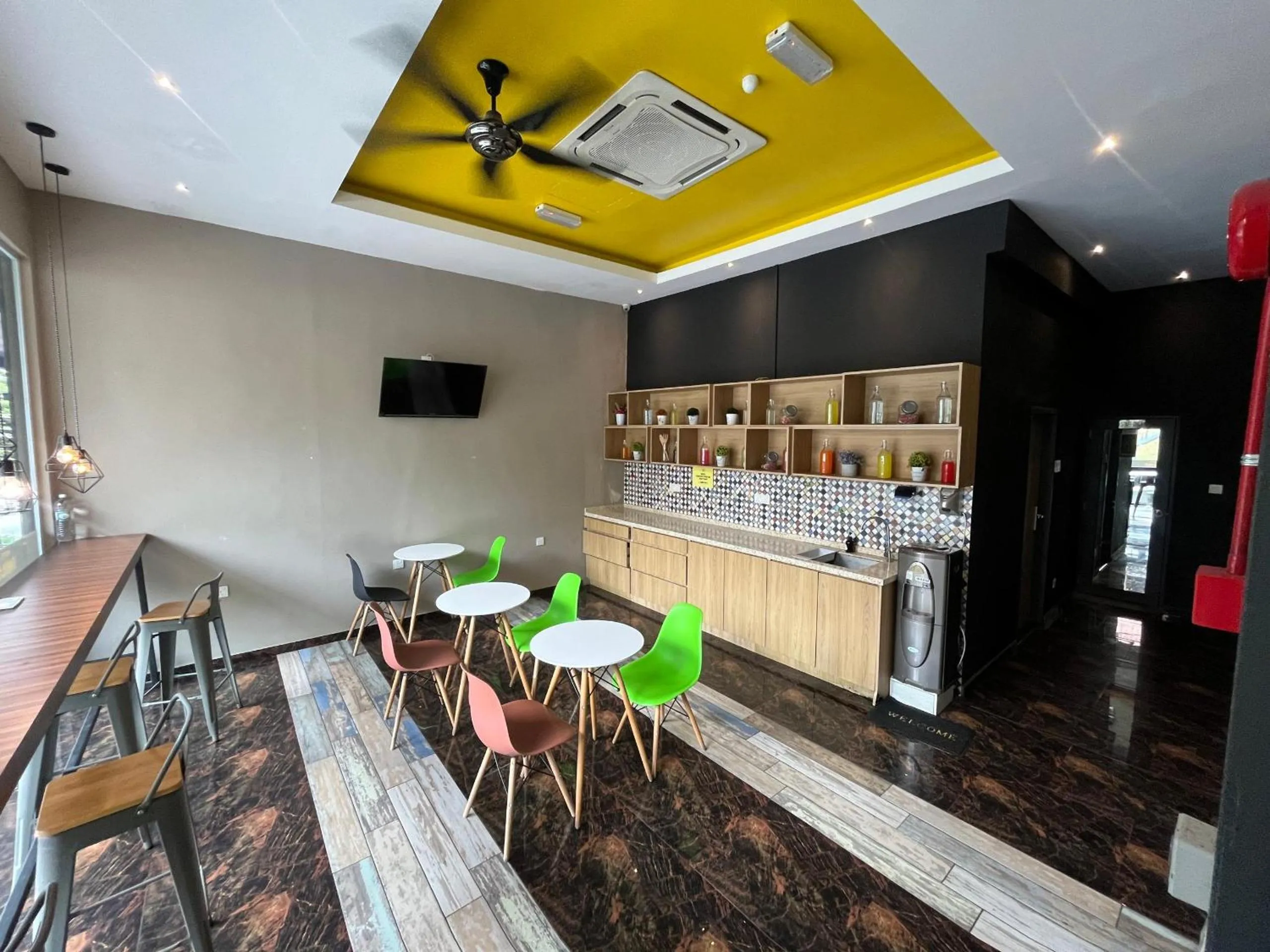 Smile Hotel Wangsa Maju