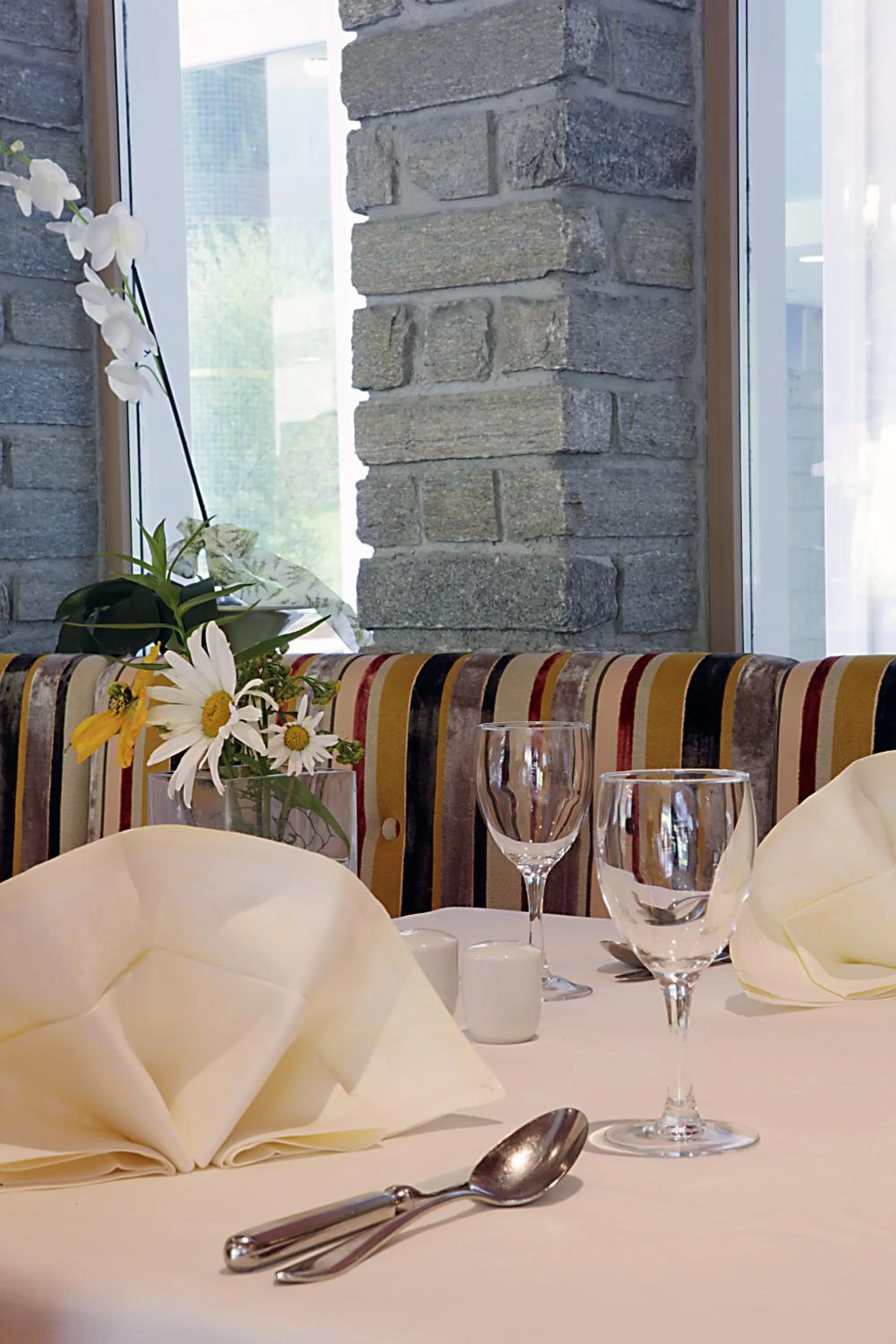 Restaurant/places to eat in Hotel Seeber
