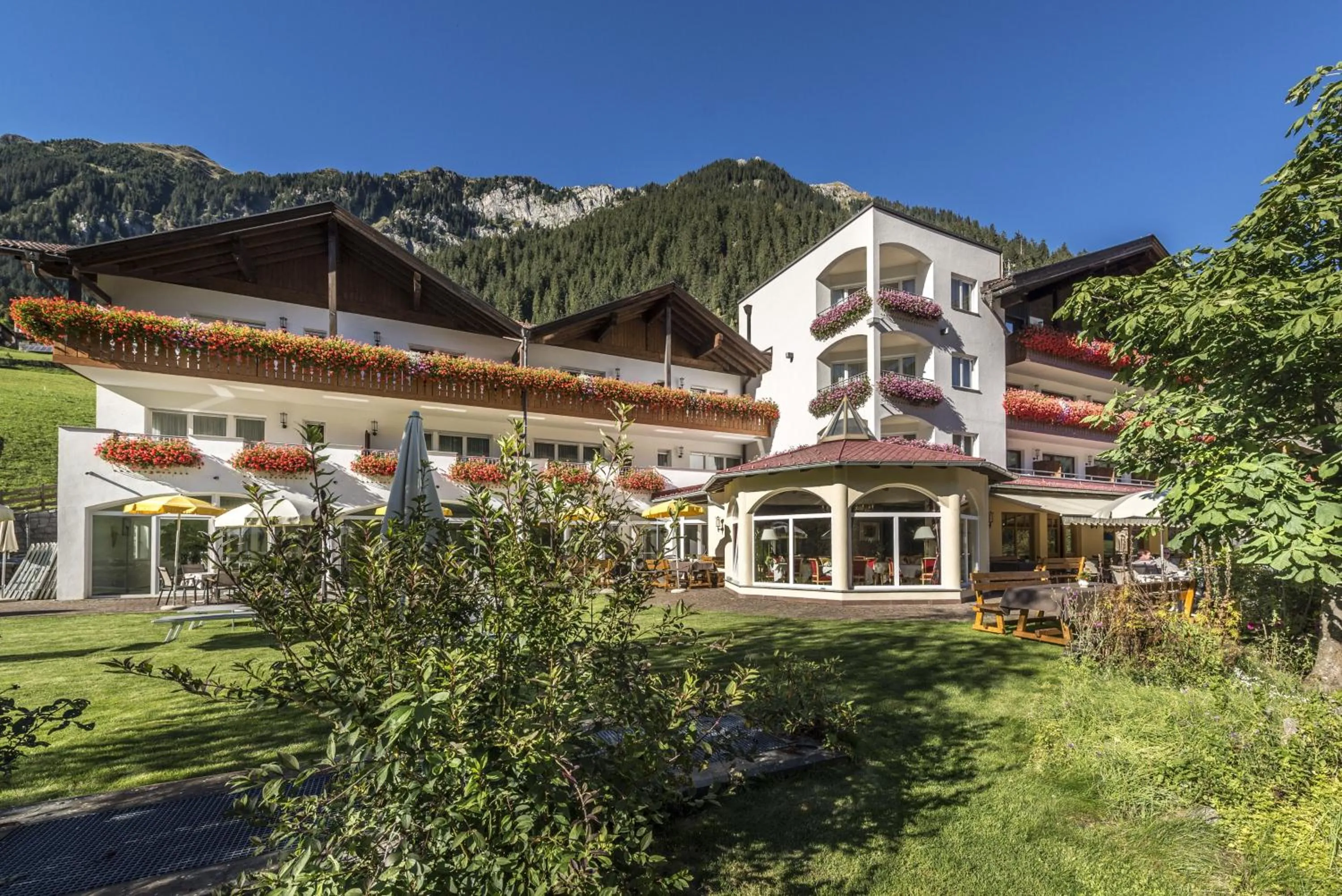 Facade/entrance in Hotel Seeber