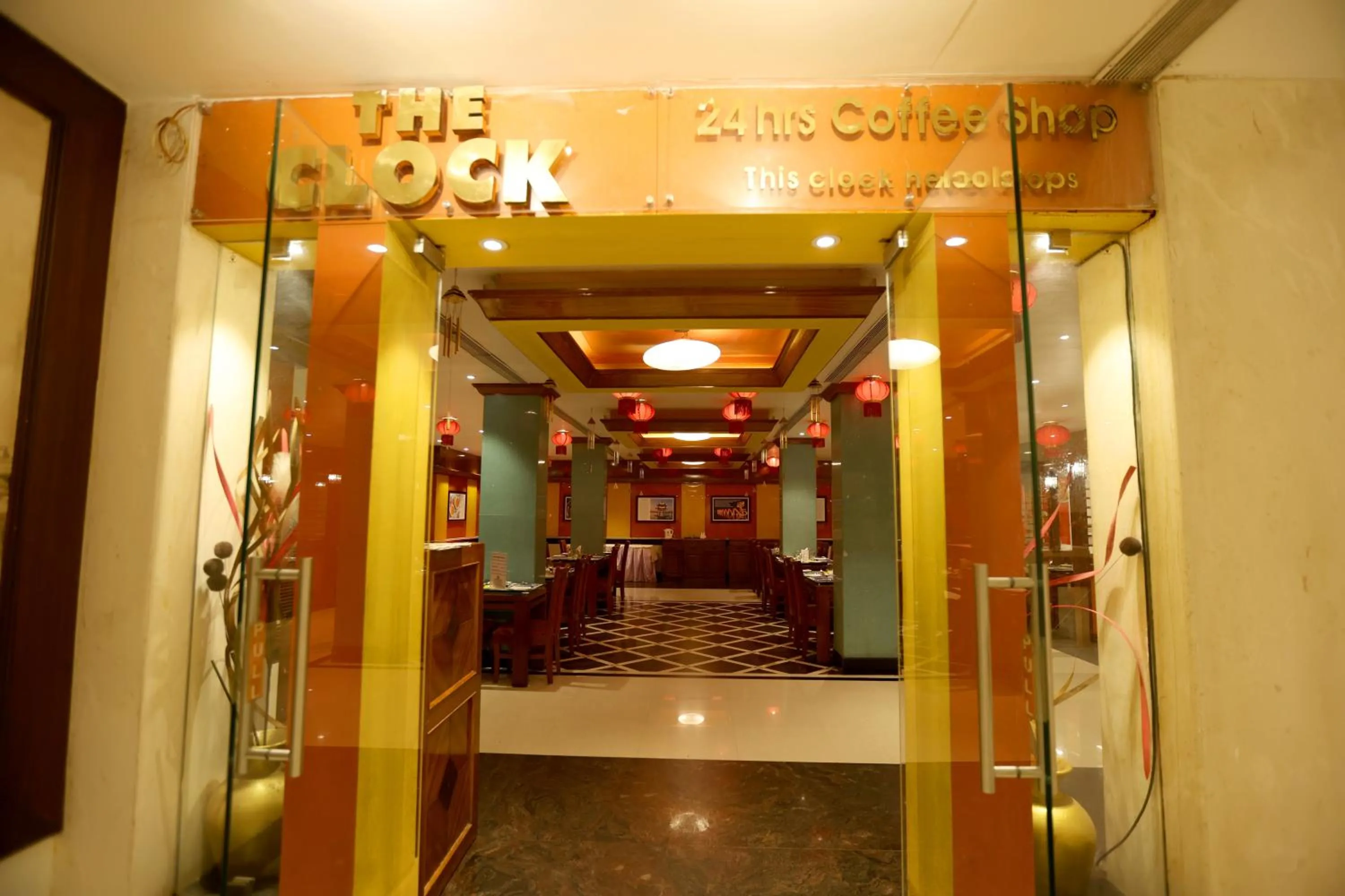 Coffee/tea facilities in Breeze Residency