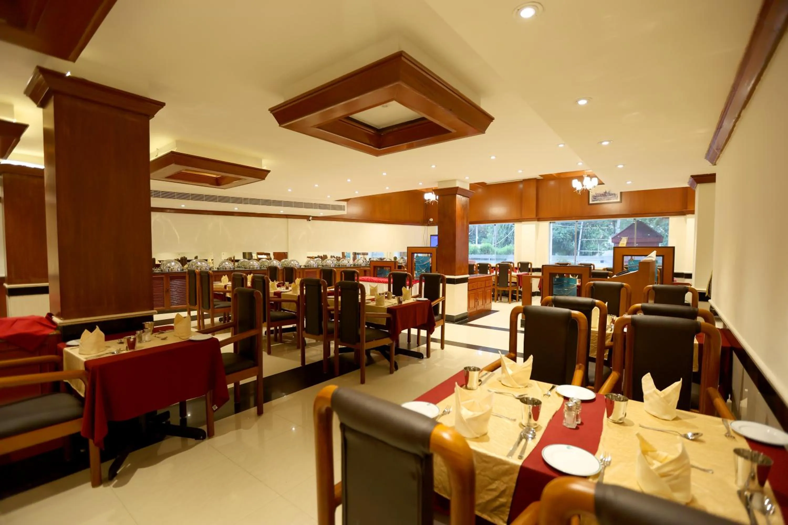 Restaurant/places to eat in Breeze Residency