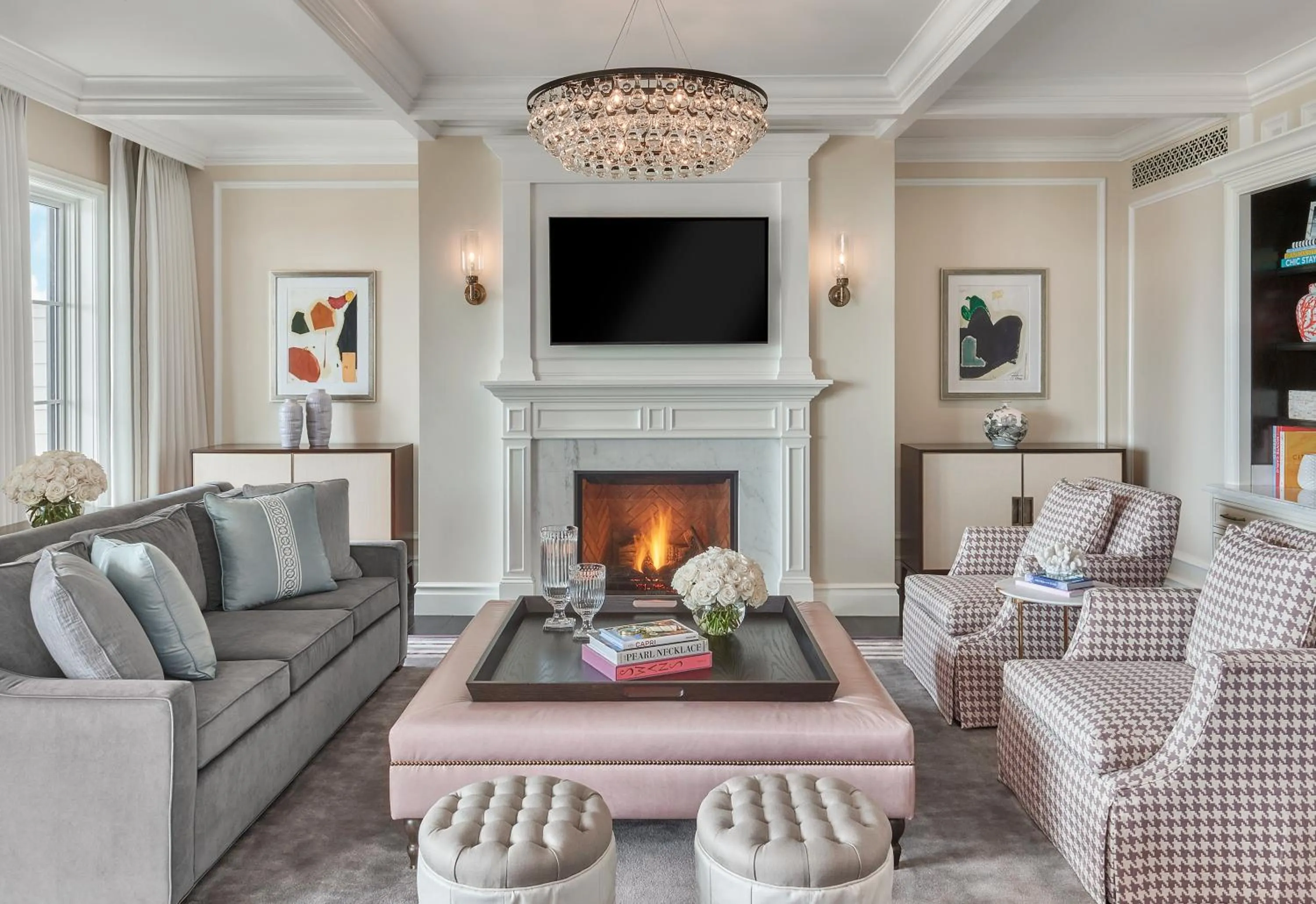 TV and multimedia in Rosewood Miramar Beach