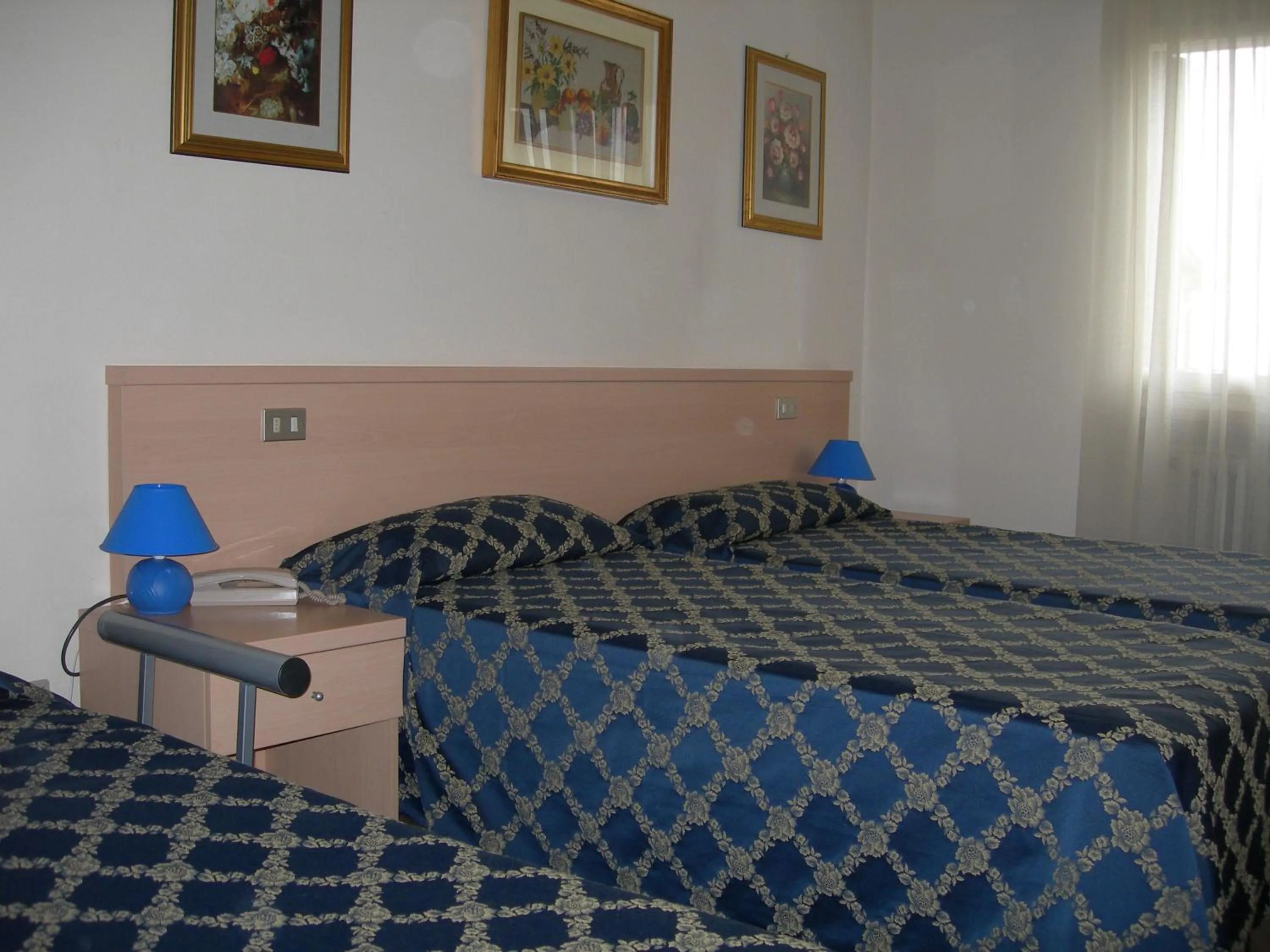 Bed in Albergo Centrale