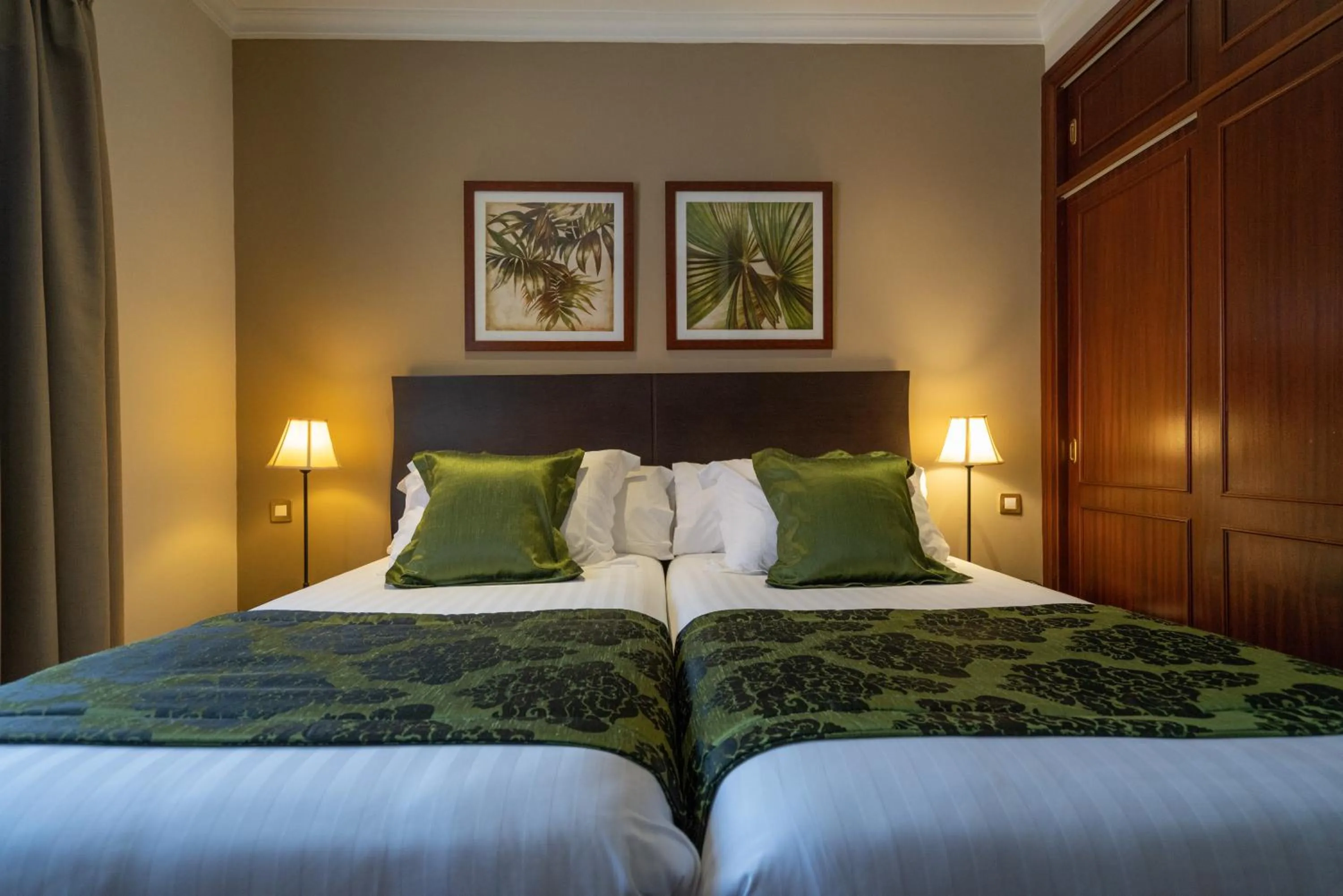 Bed in Laguna Nivaria Hotel & Spa