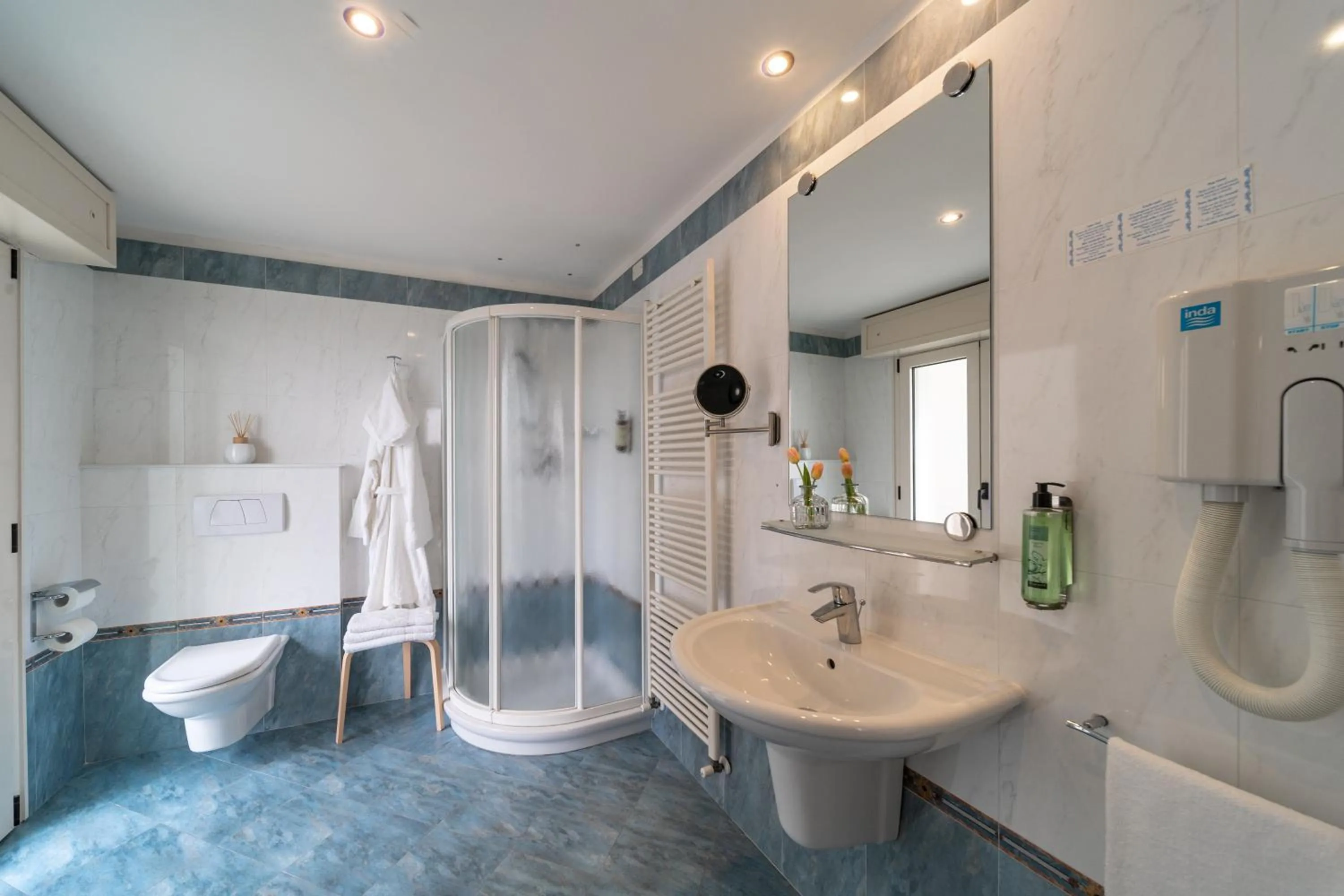 Bathroom in Hotel Ancora