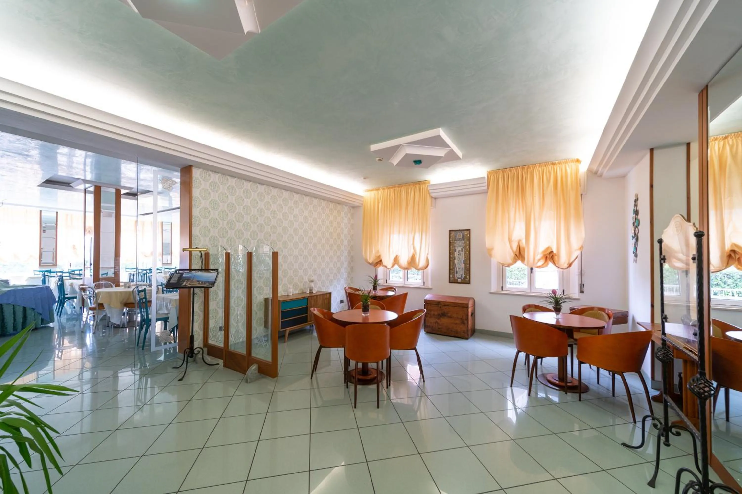 Communal lounge/ TV room in Hotel Ancora