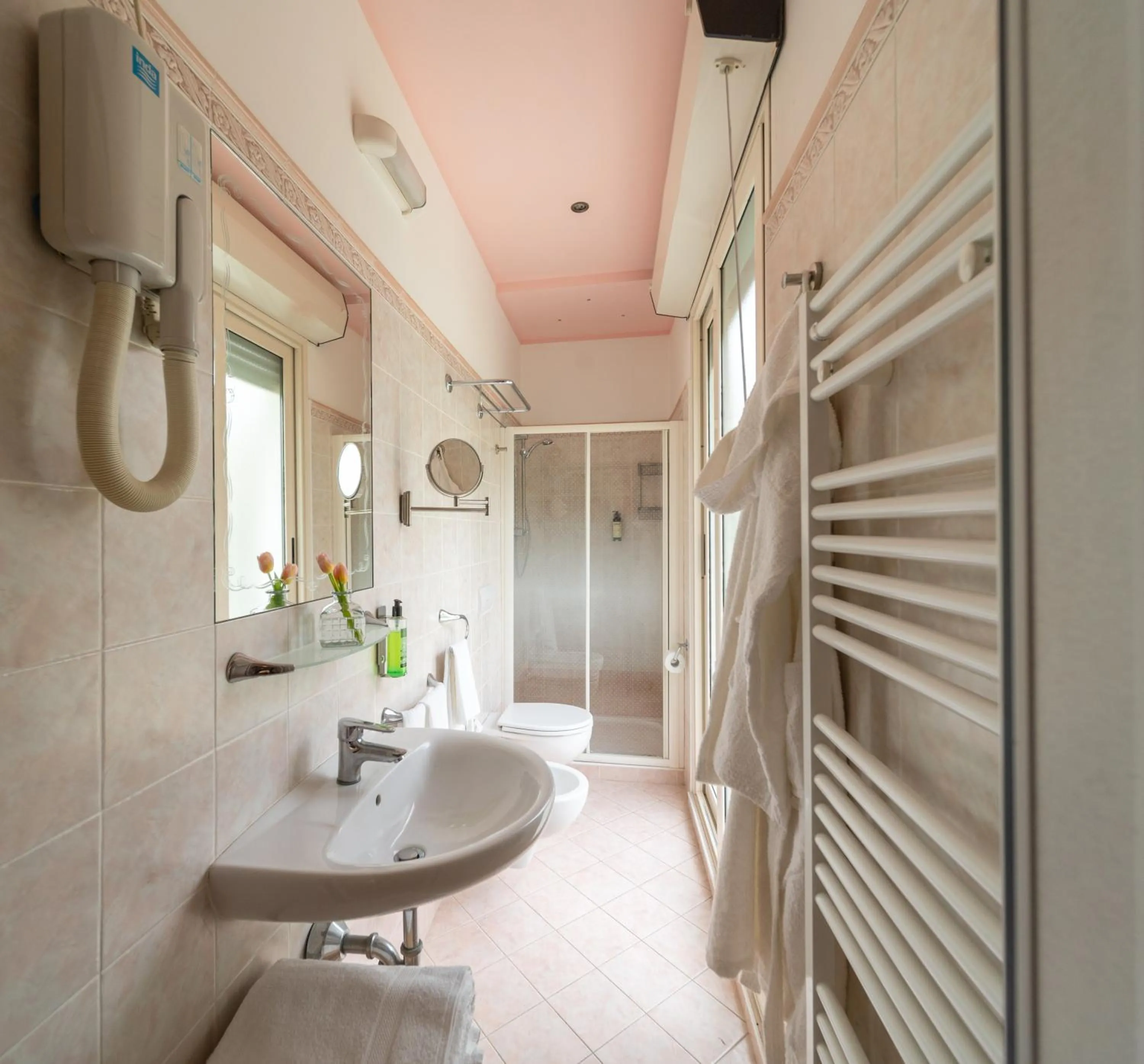 Bathroom in Hotel Ancora