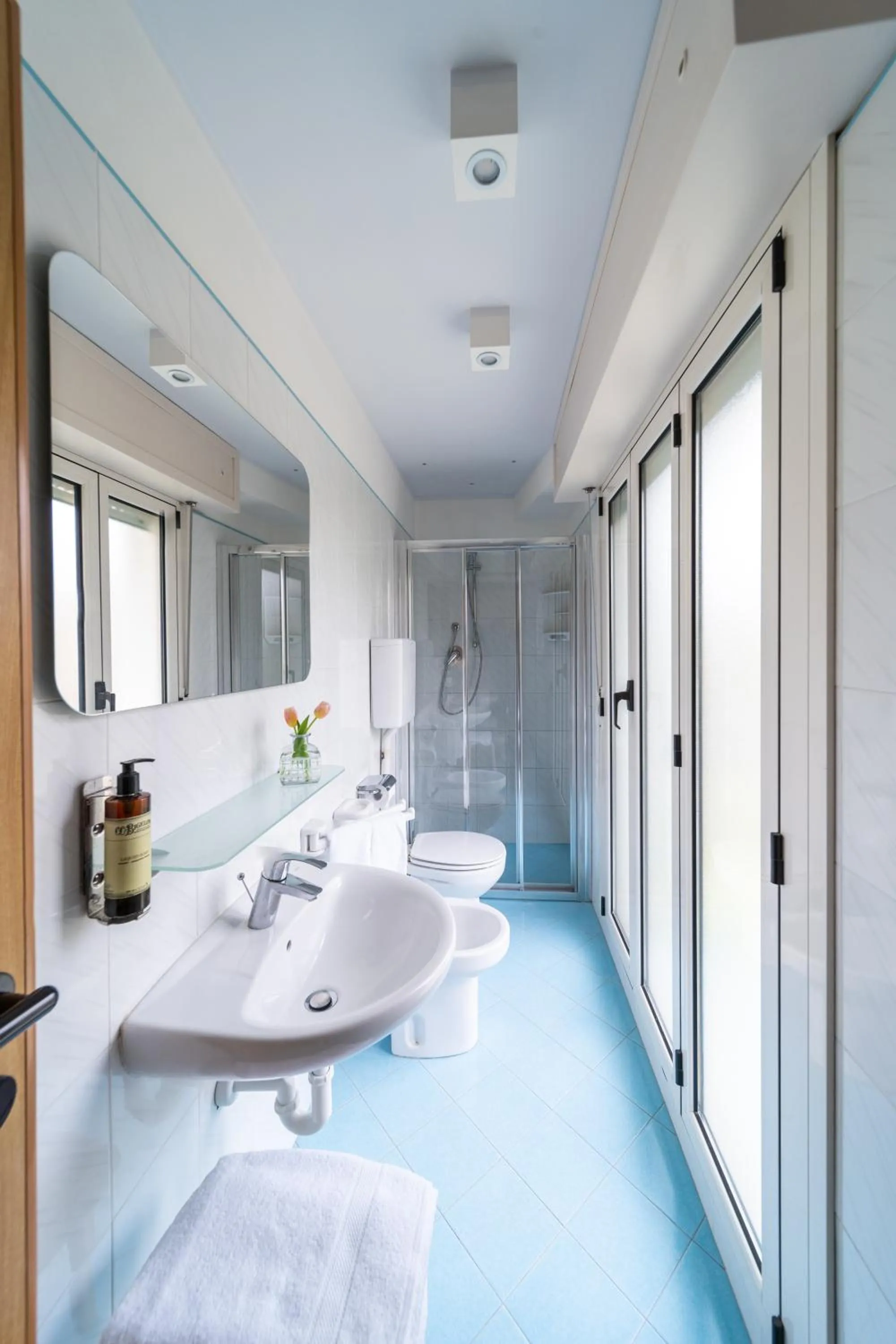 Bathroom in Hotel Ancora