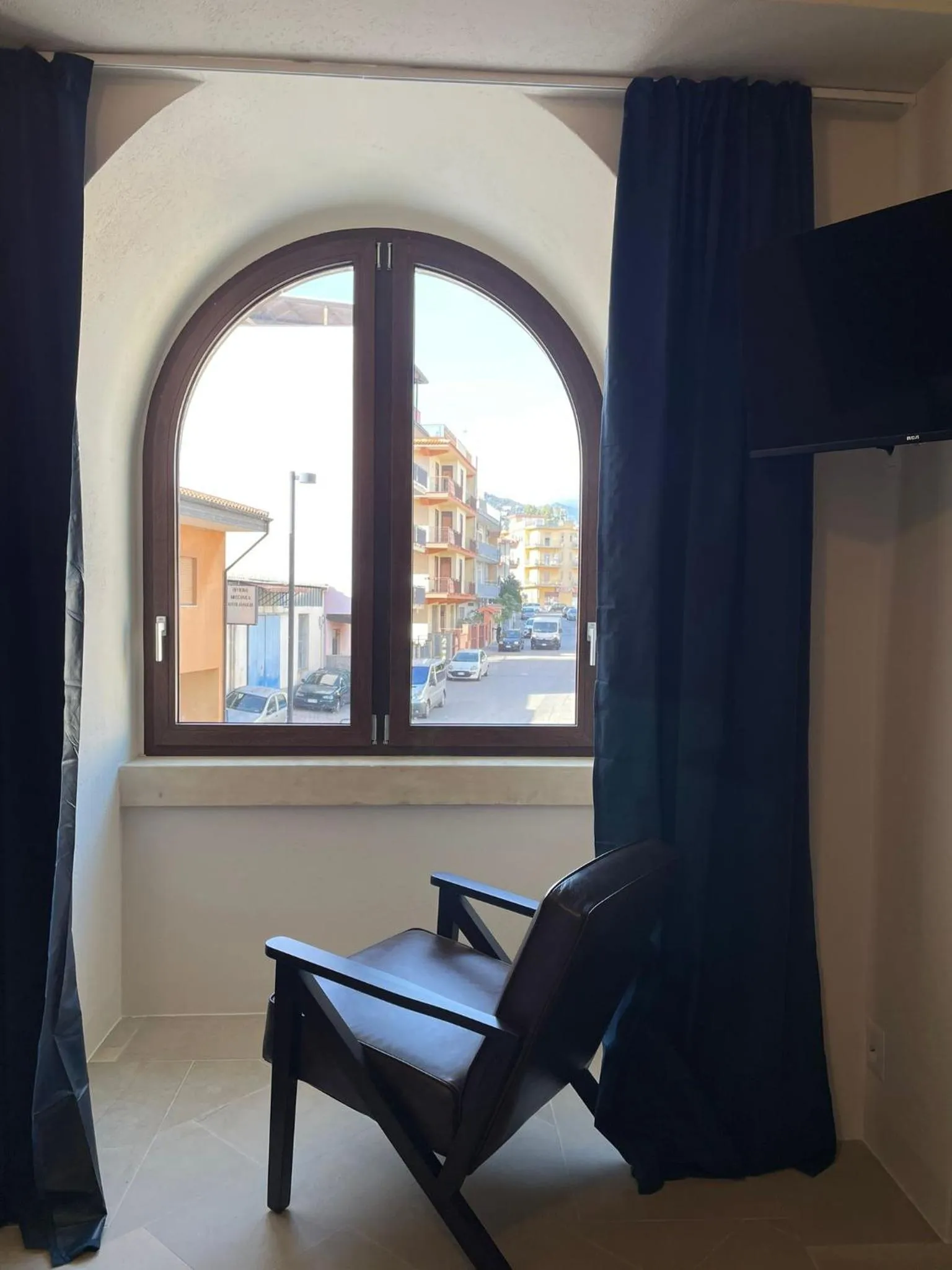 Castello D'Alcontres Guest House 3 stelle