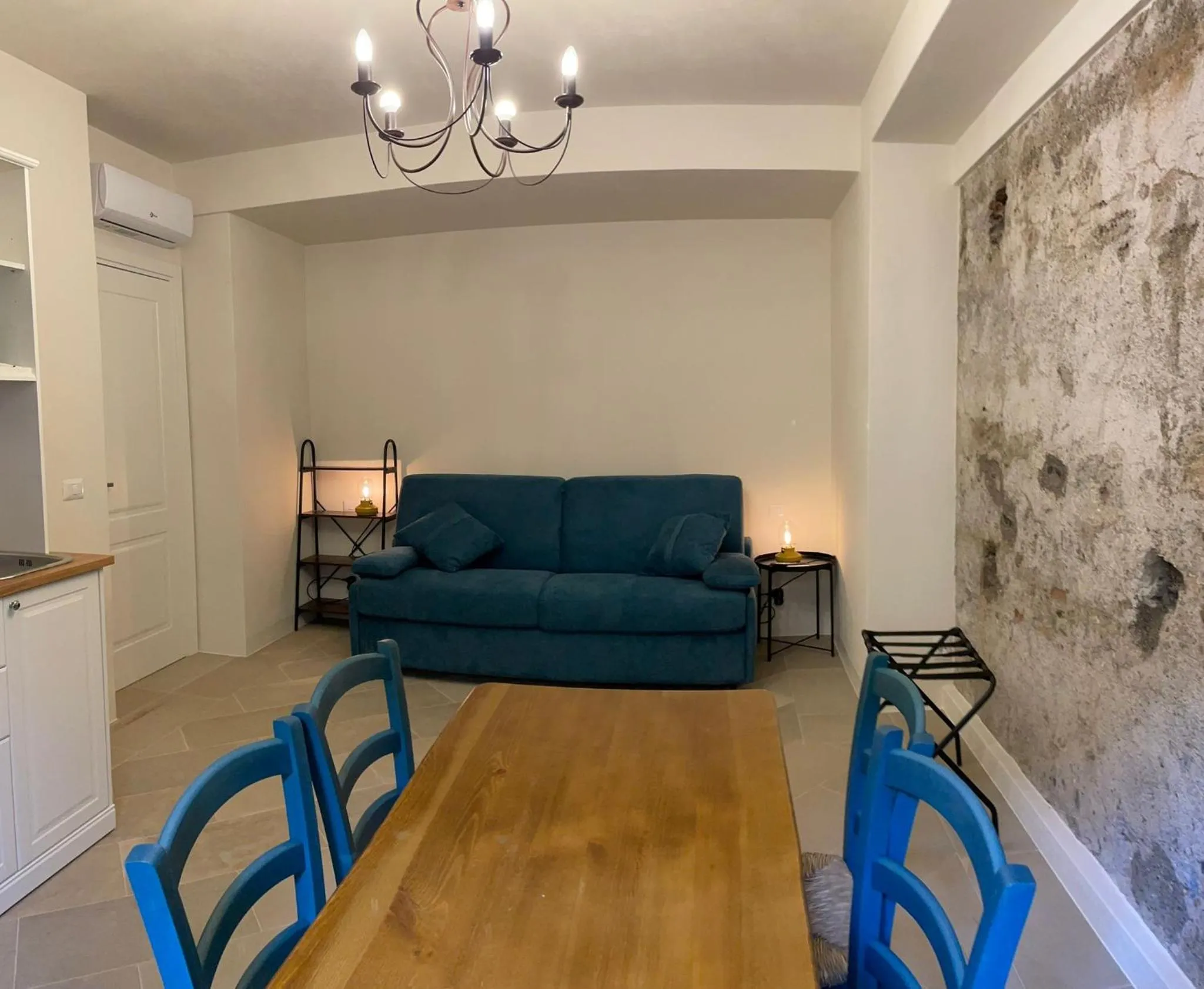 Castello D'Alcontres Guest House 3 stelle