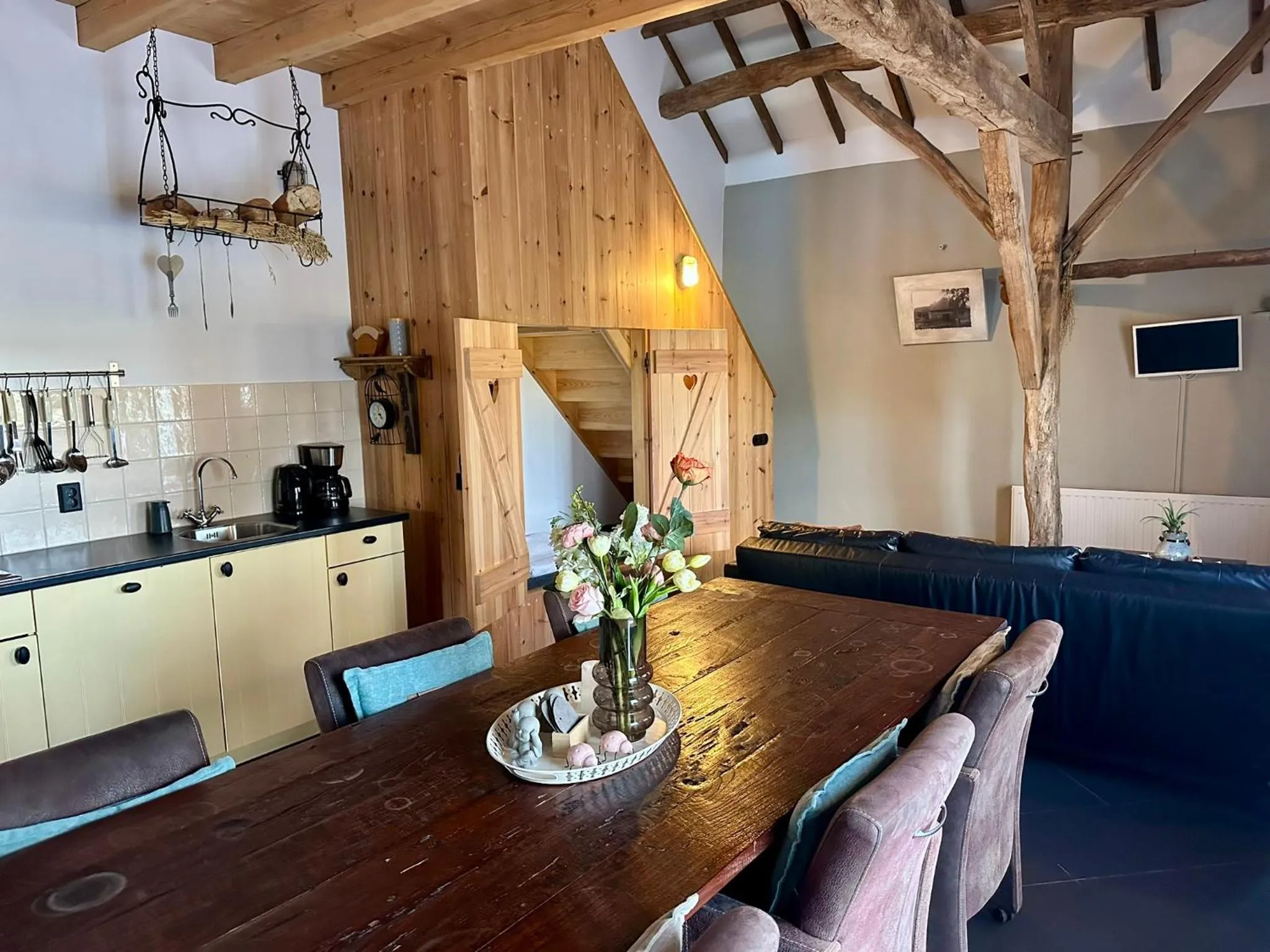 Photo of the whole room in Erfgoed & Logies Den Heijkant