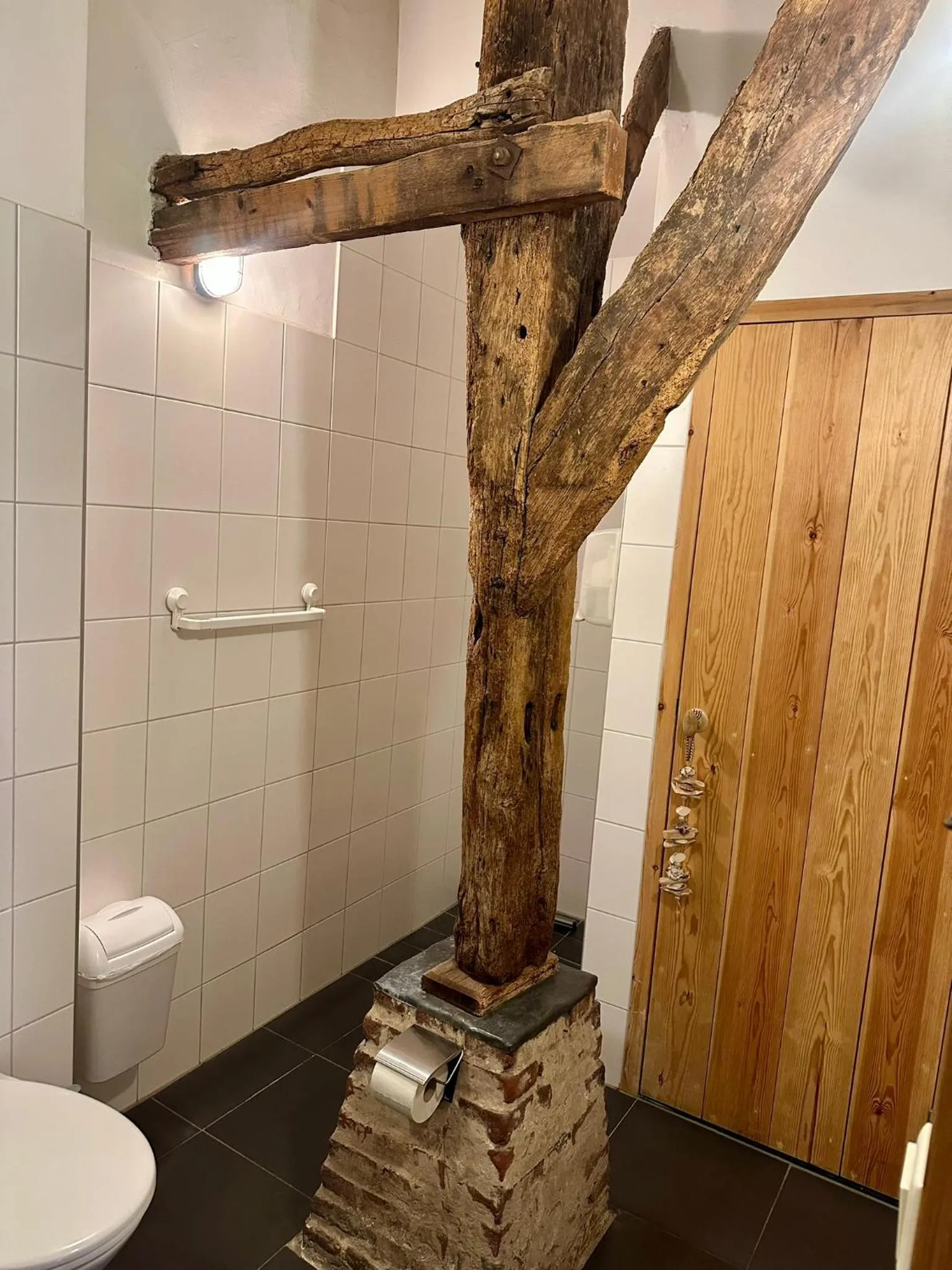 Shower in Erfgoed & Logies Den Heijkant