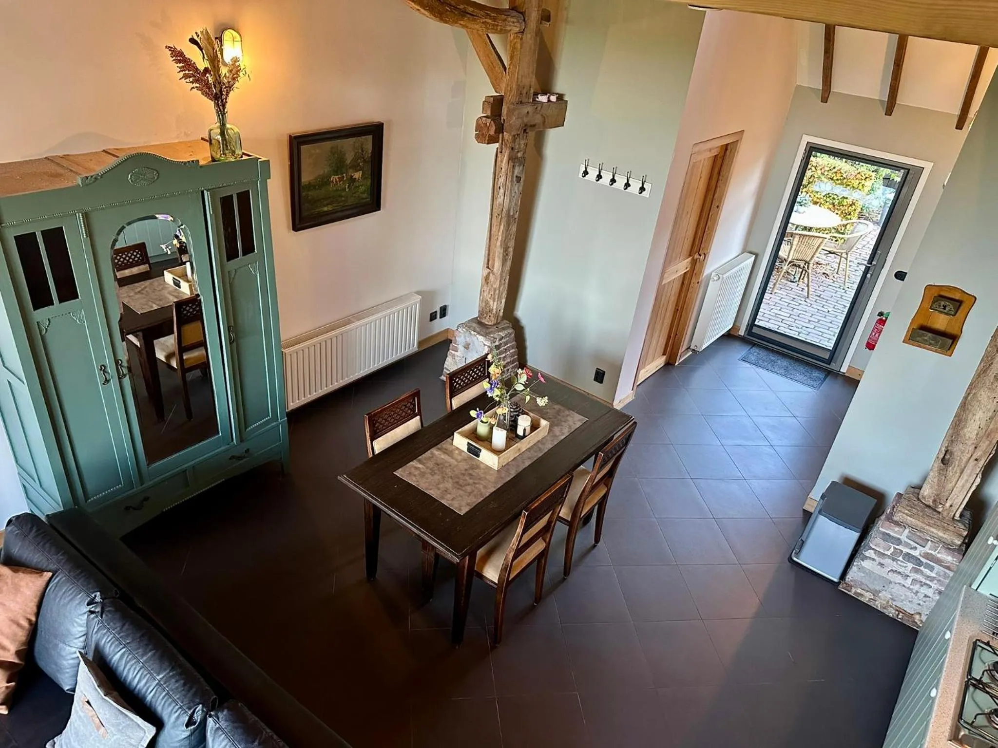 Dining area in Erfgoed & Logies Den Heijkant