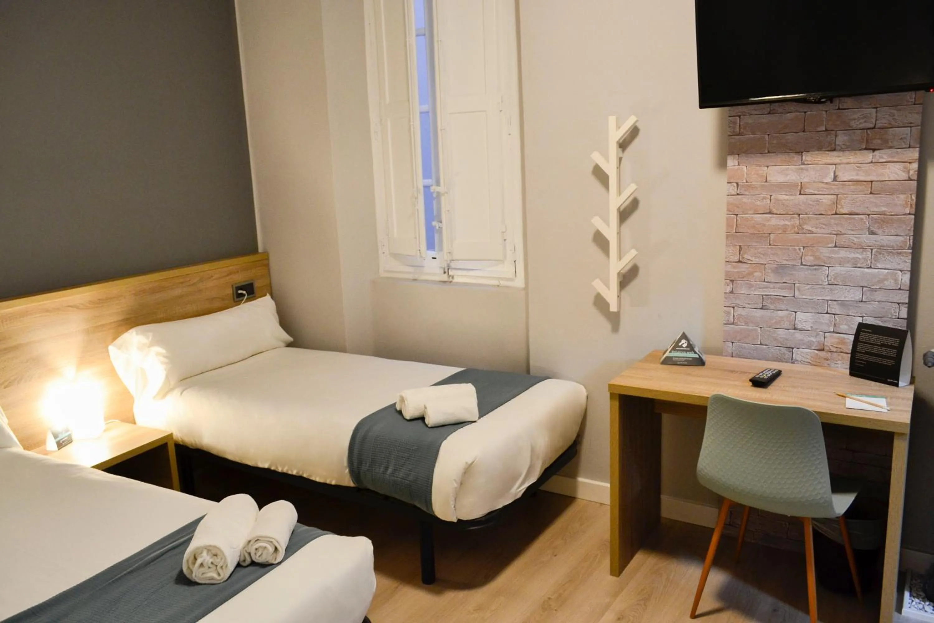 Bed in Alda Centro León