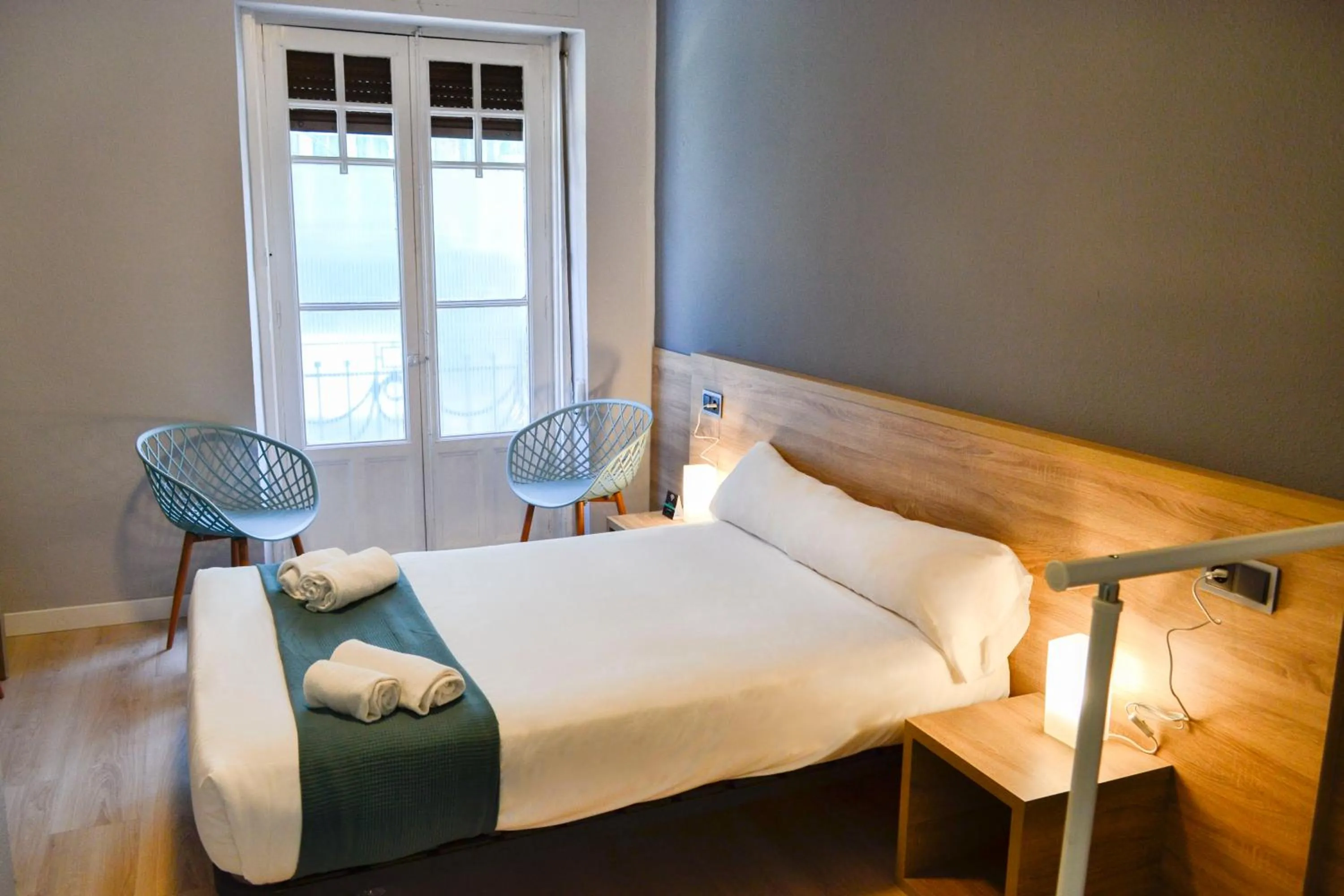 Bed in Alda Centro León