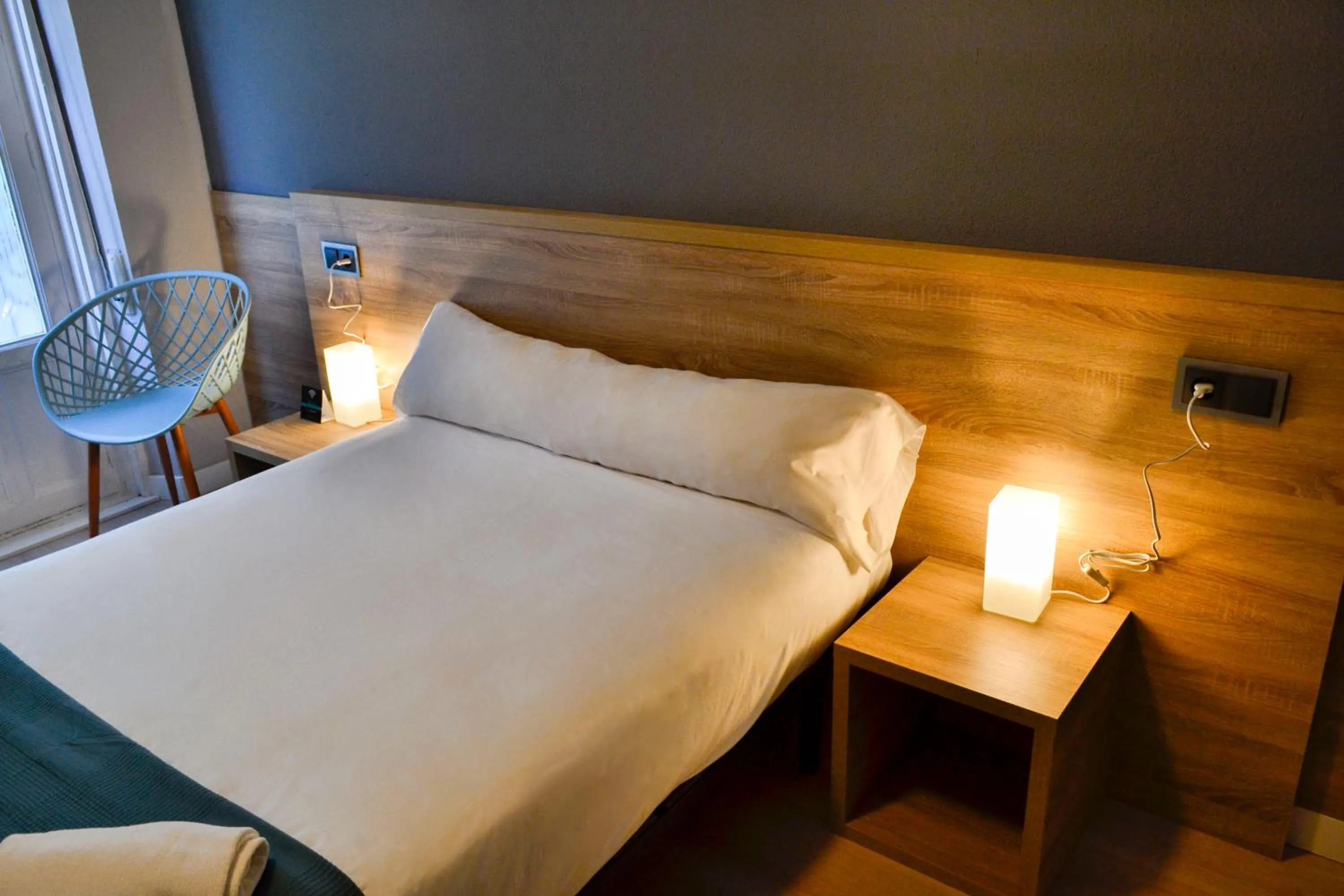 Bed in Alda Centro León