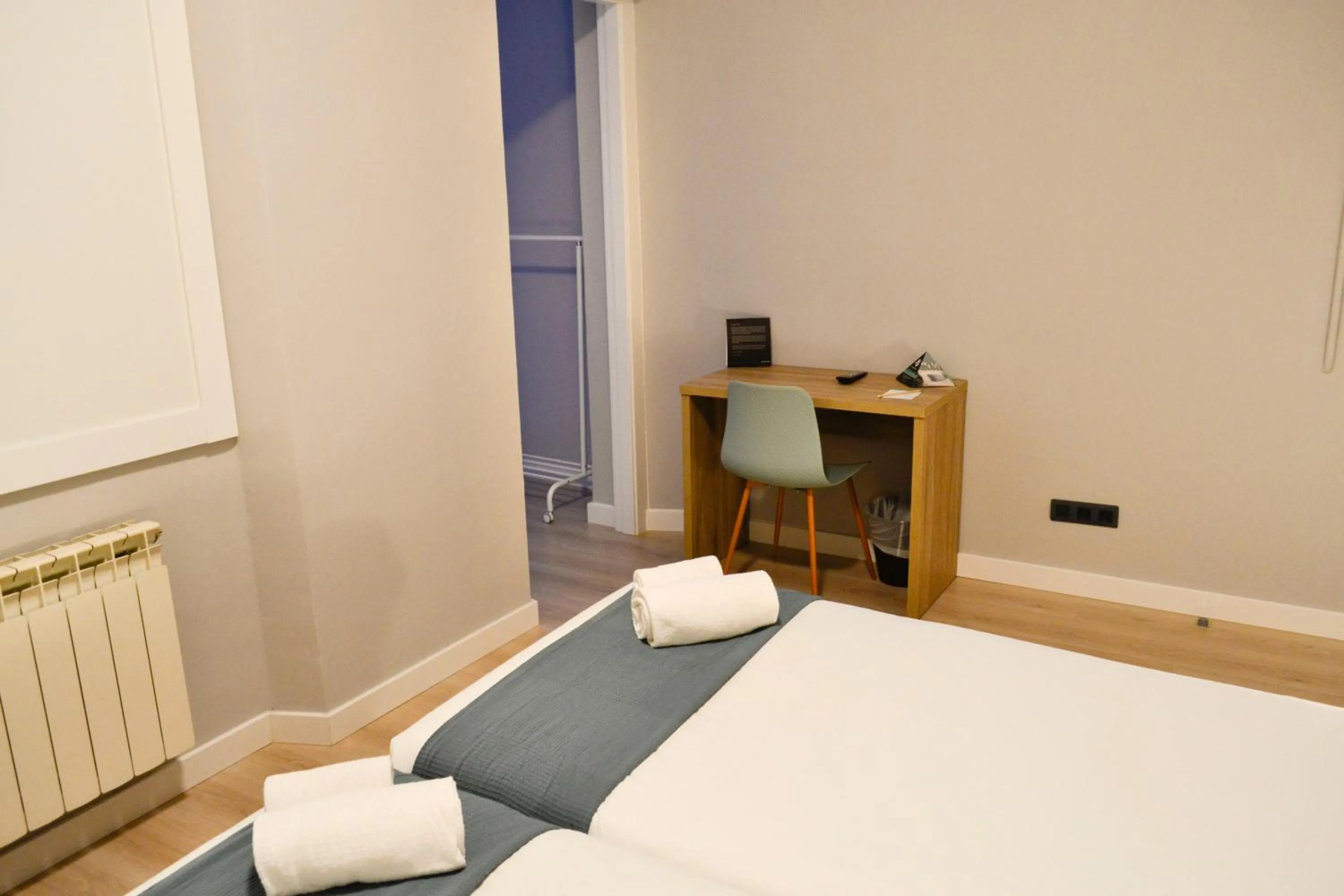 Bed in Alda Centro León