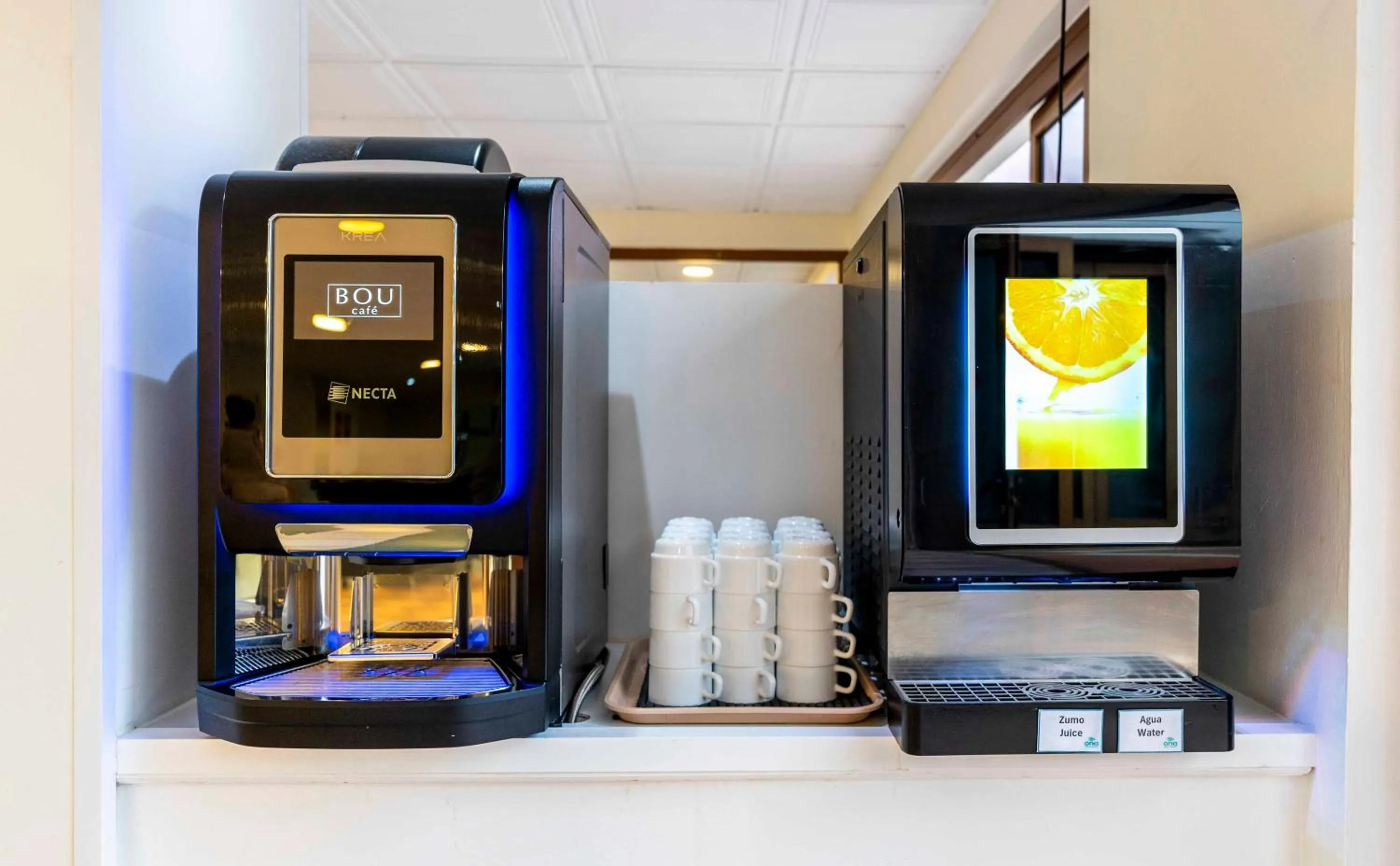 Restaurant/places to eat in Ona Palm Beach