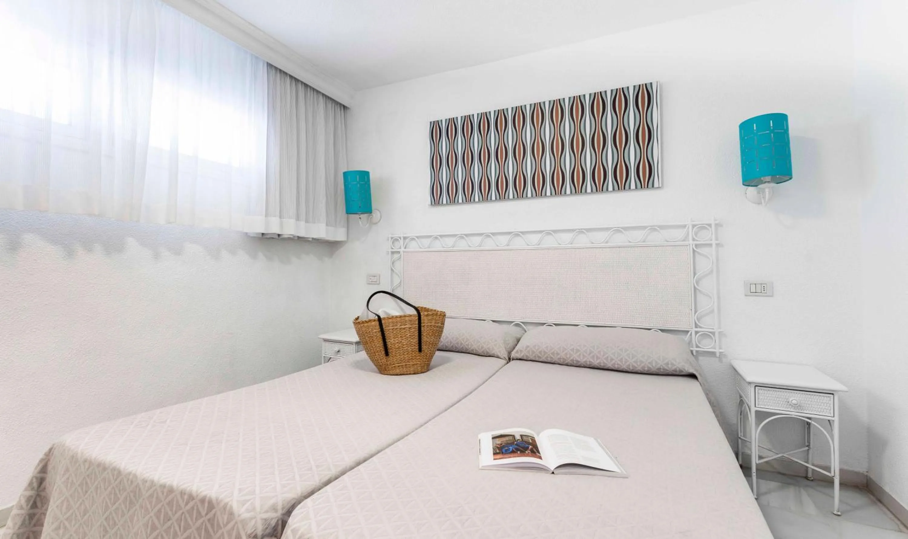 Bedroom, Bed in Ona Palm Beach