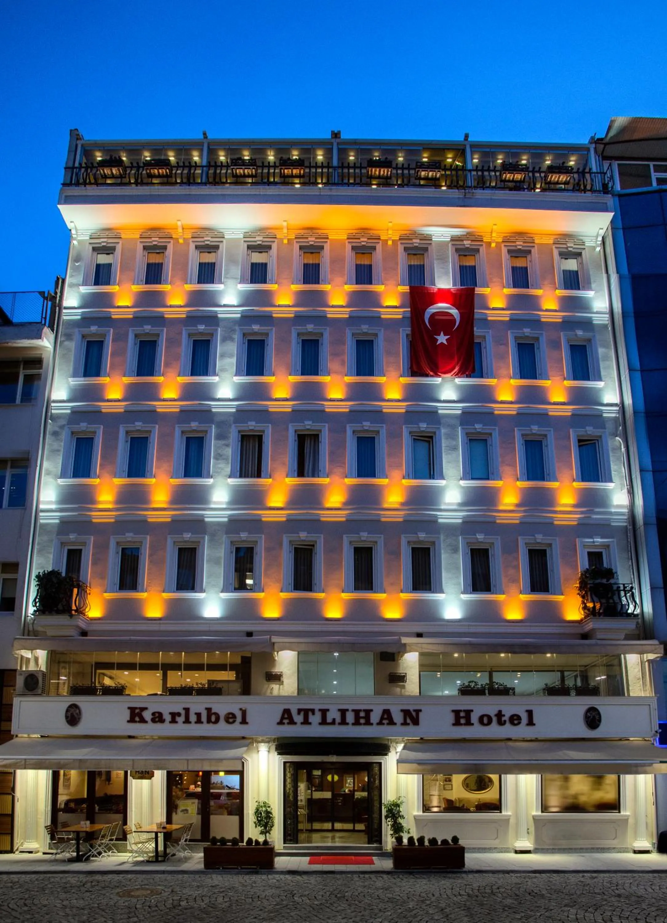 Facade/entrance in Atlıhan Hotel