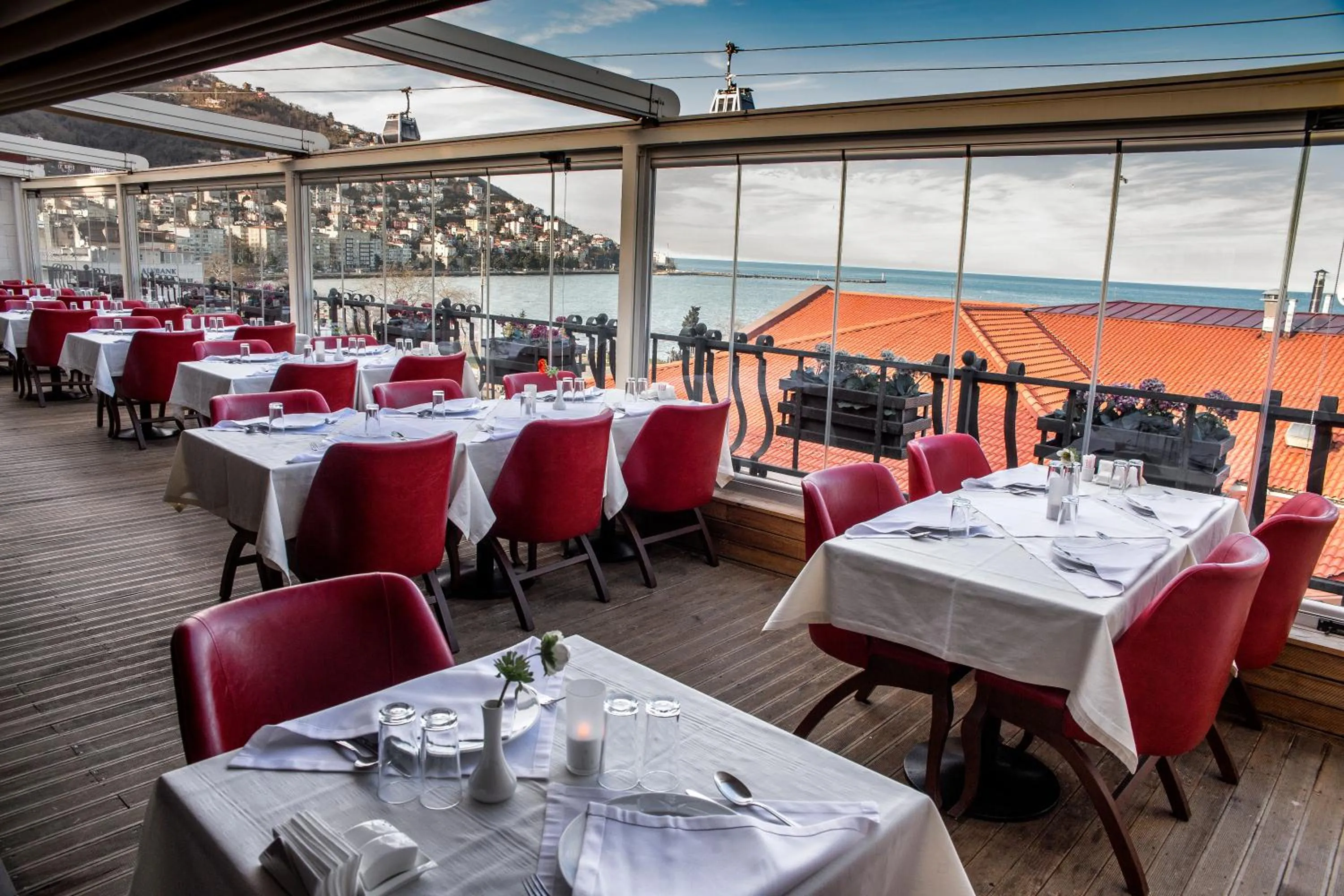 Restaurant/places to eat in Atlıhan Hotel