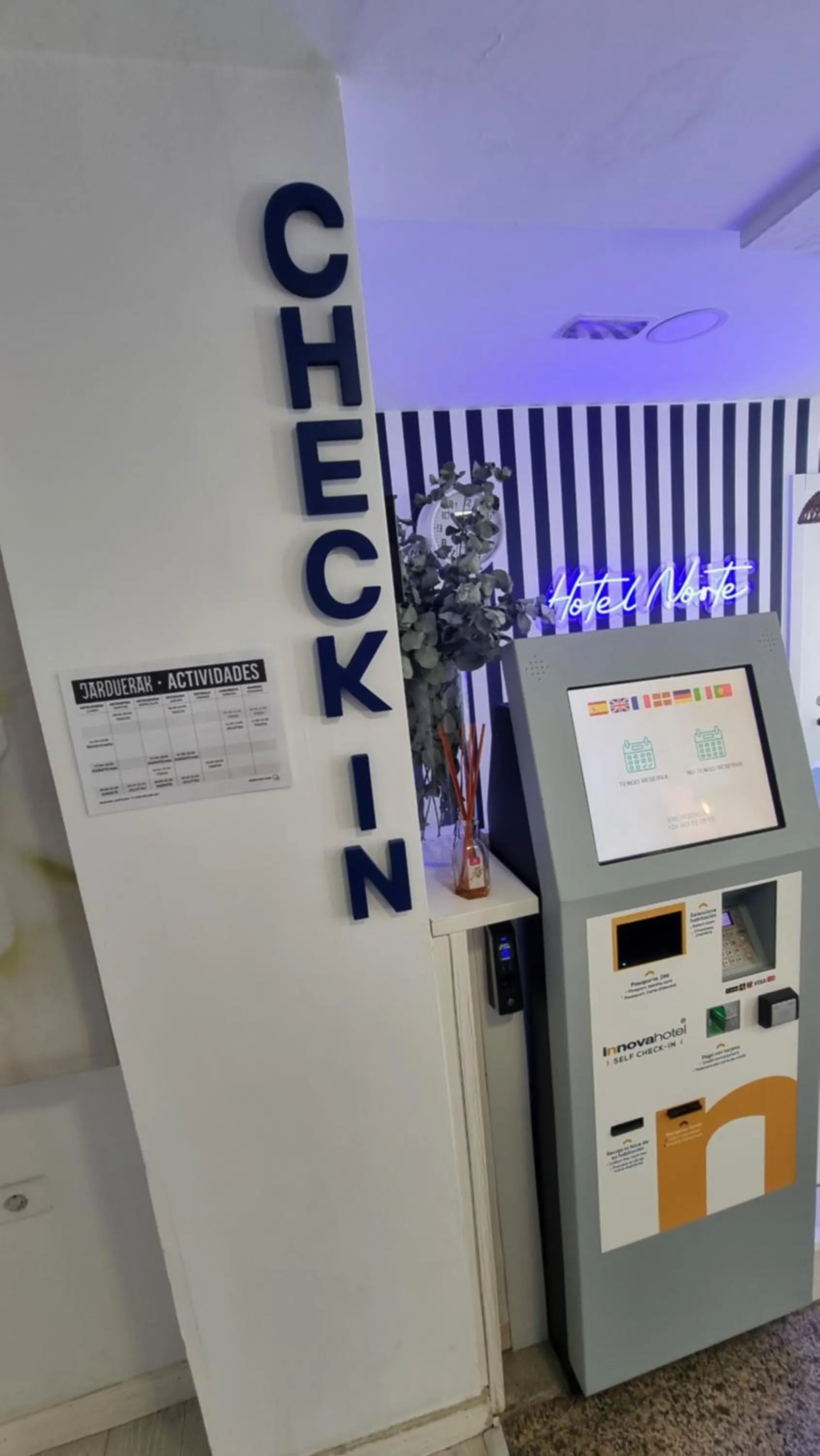 Lobby or reception in Hotel Norte