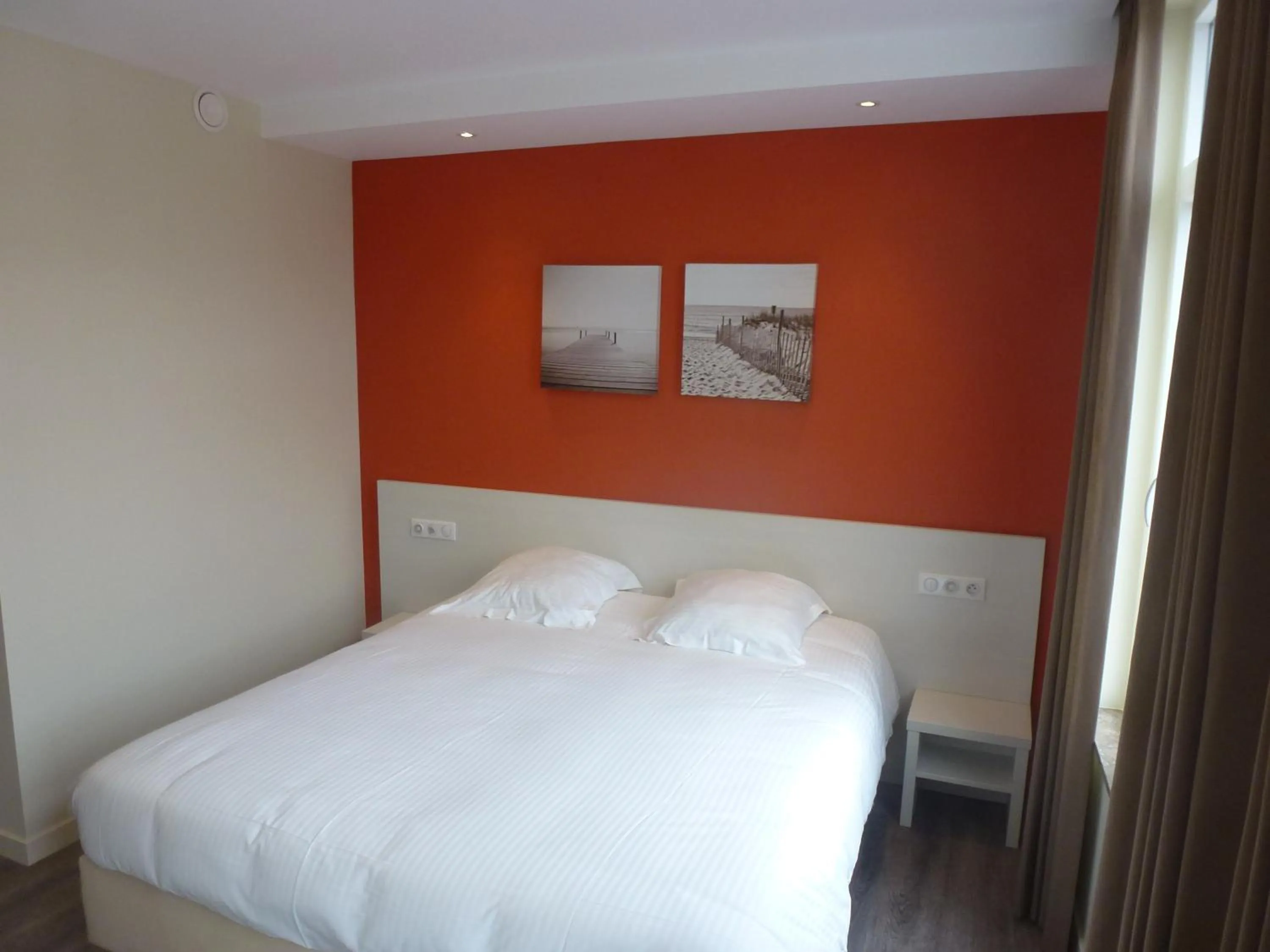 Bed in Hotel Sabot D'Or