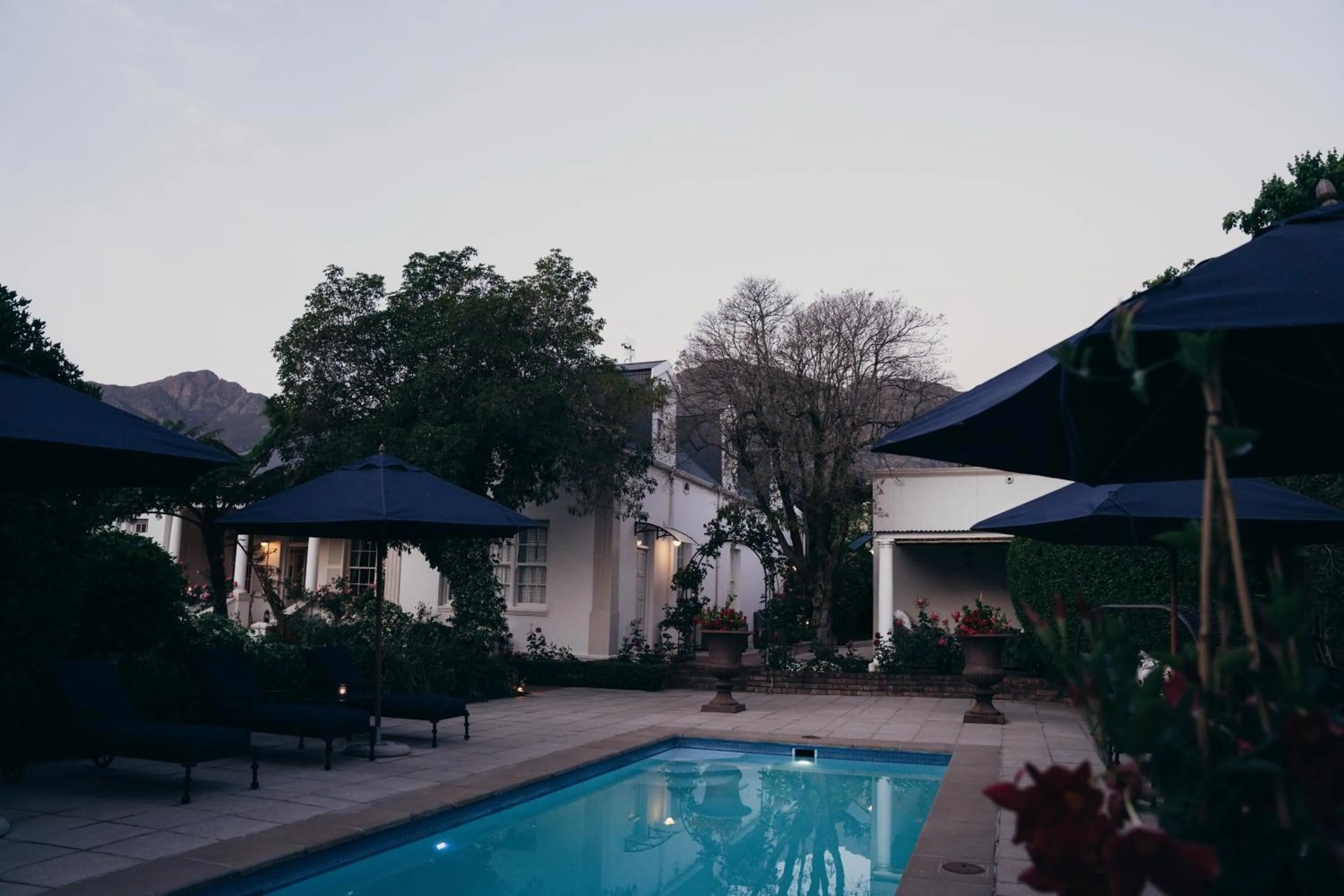 Pool view in Les Chambres Guest House