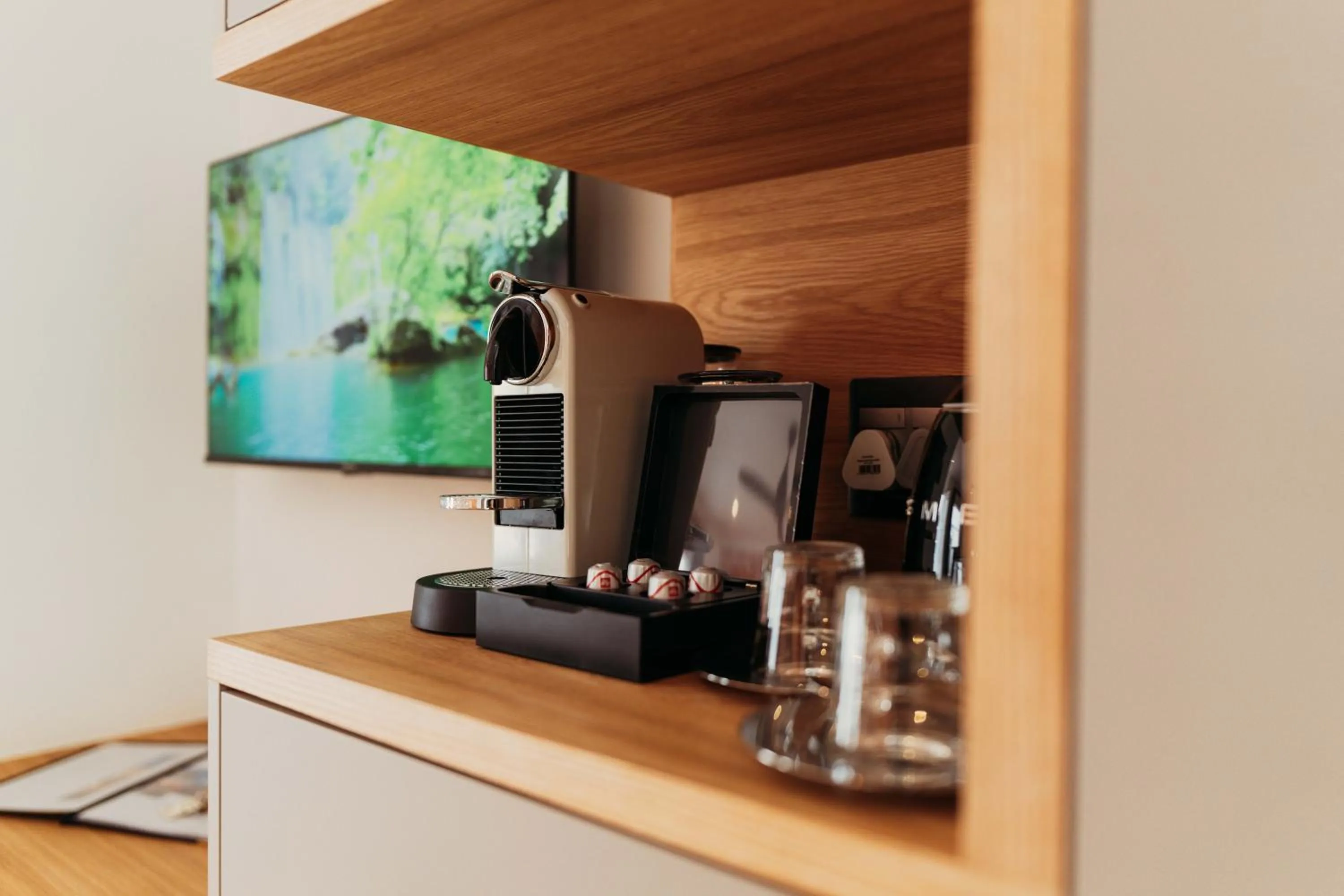 Coffee/tea facilities in Les Chambres Guest House