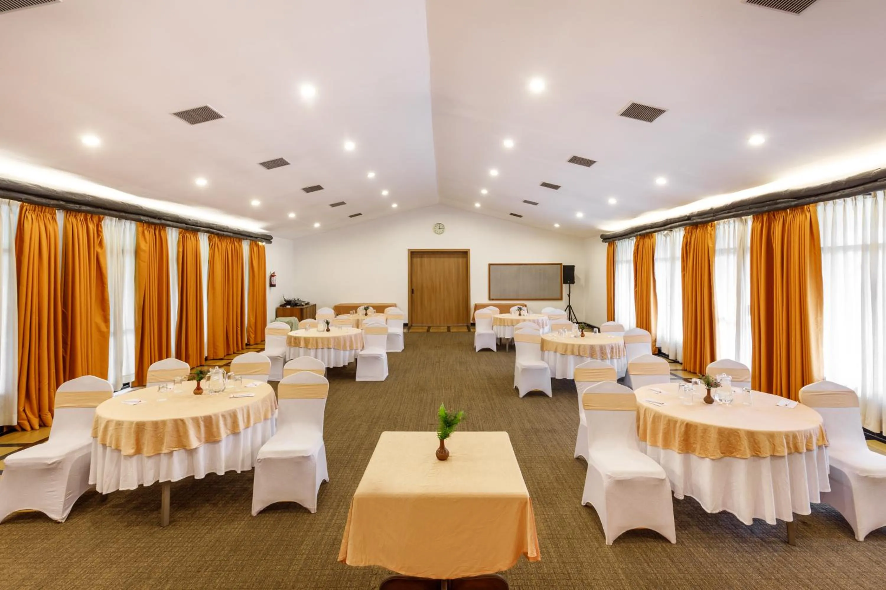 Meeting/conference room in Club Himalaya, by ACE Hotels