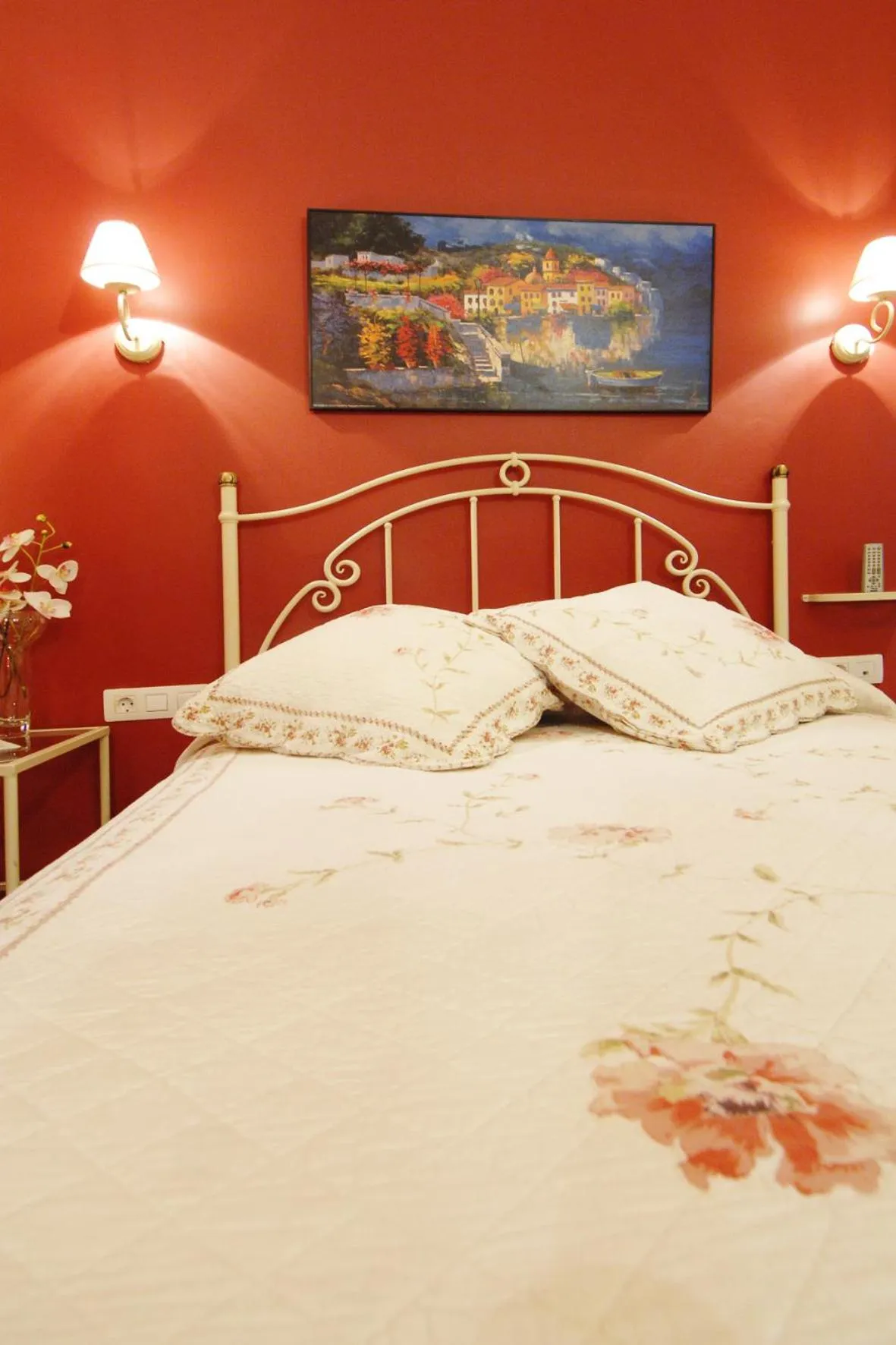 Bed in Hostal Orleans