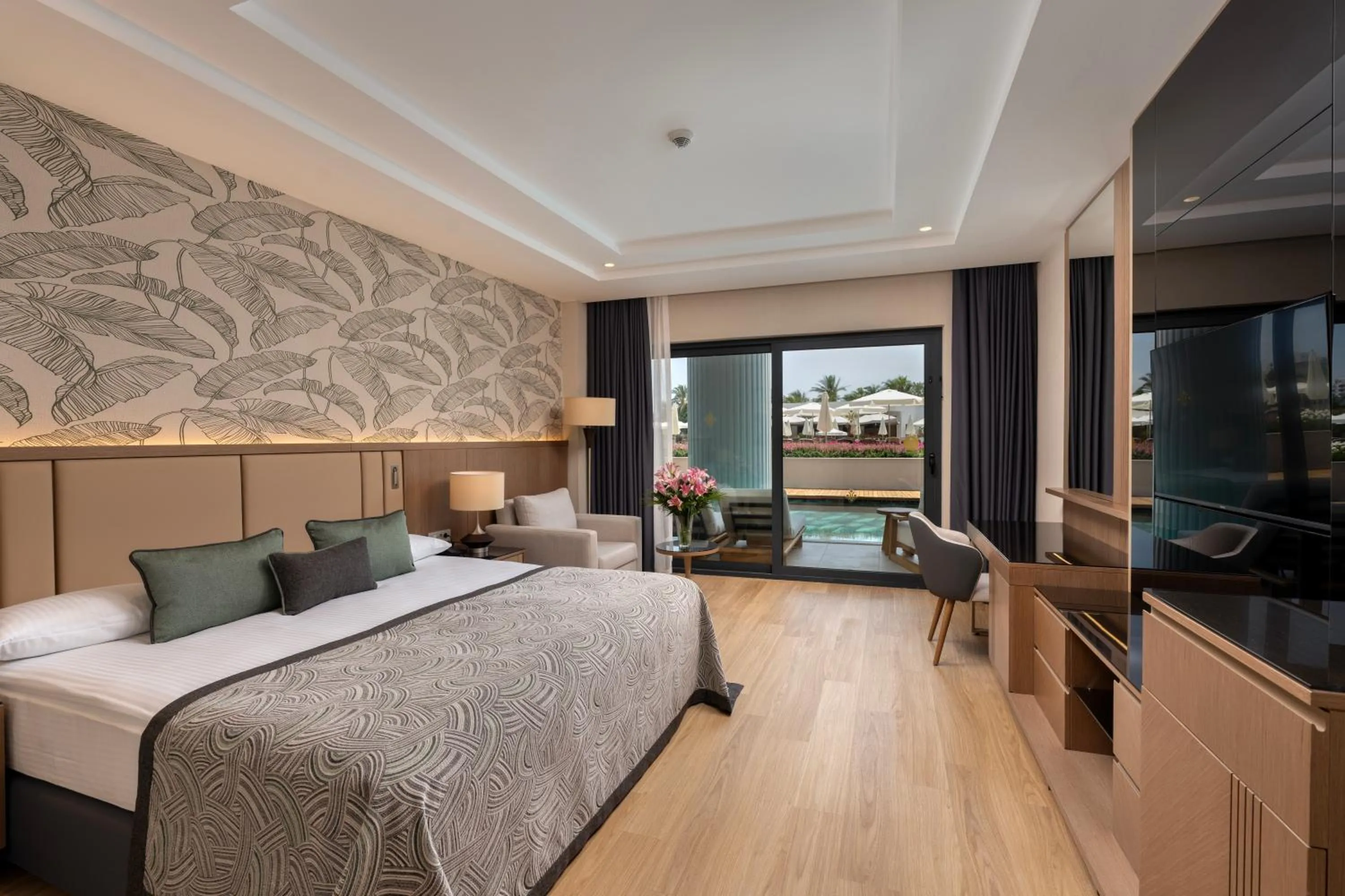 Bed in Miracle Resort Hotel