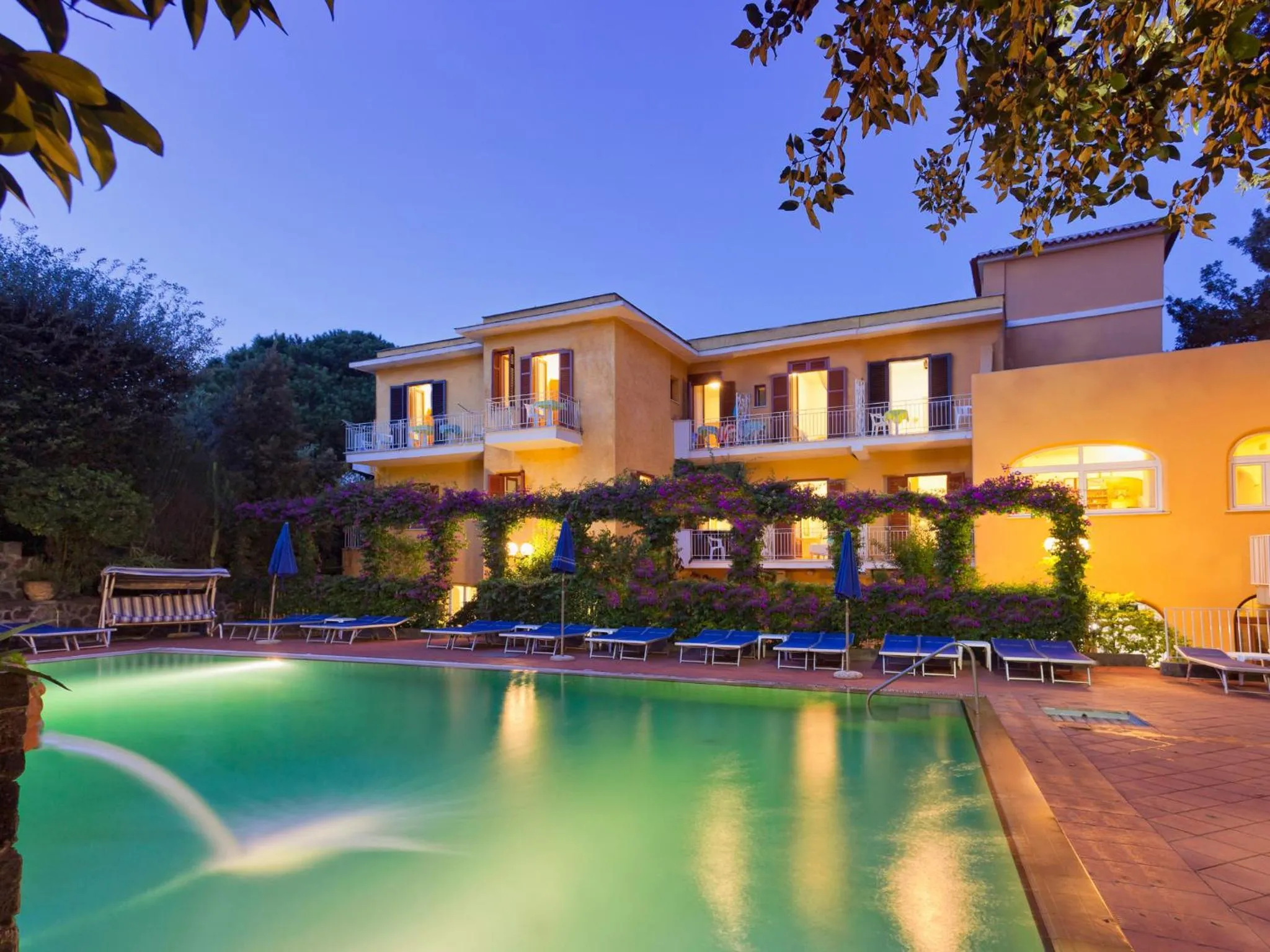 Swimming pool in Hotel Cleopatra