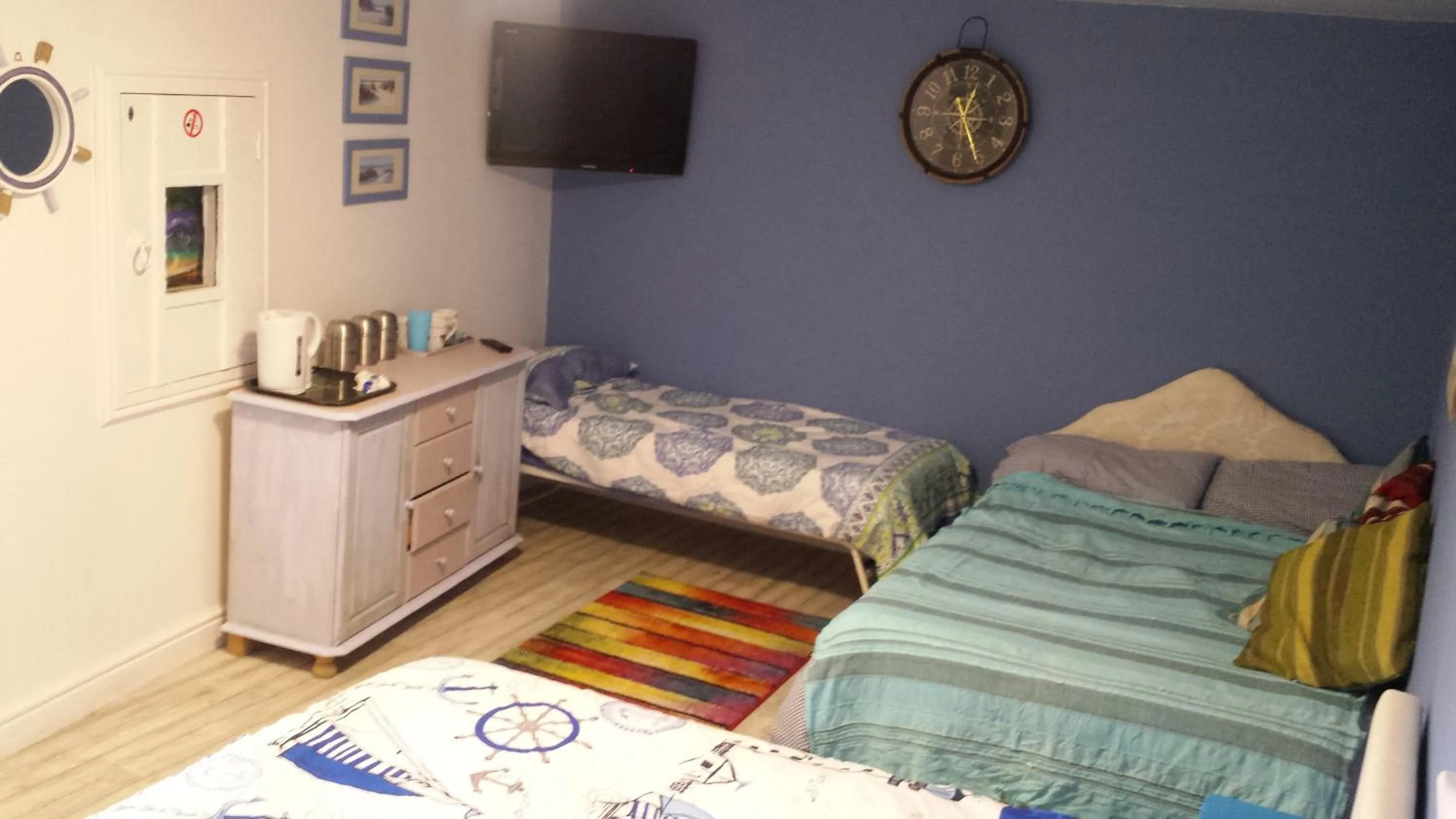 Bed in The cabin saracens head