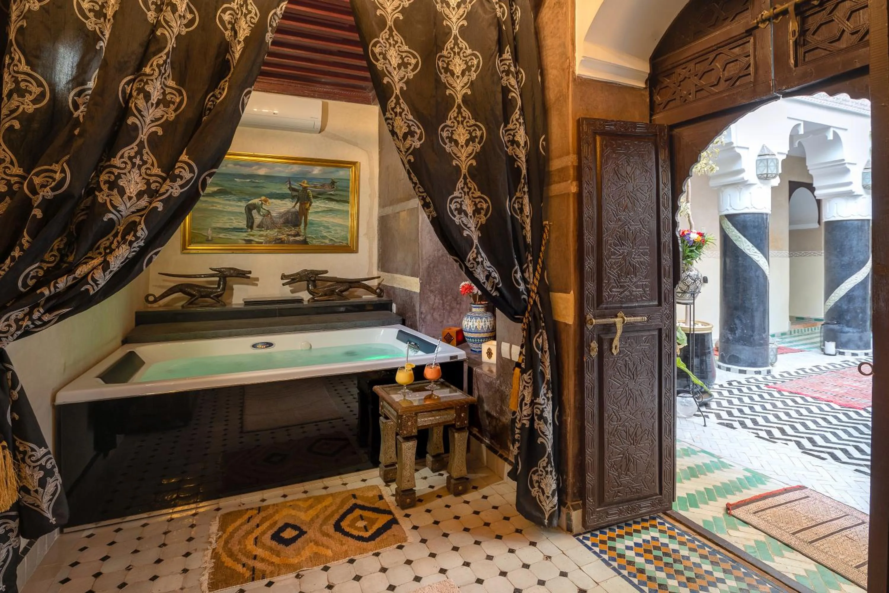 Hot Tub in Riad Ben Tachfine