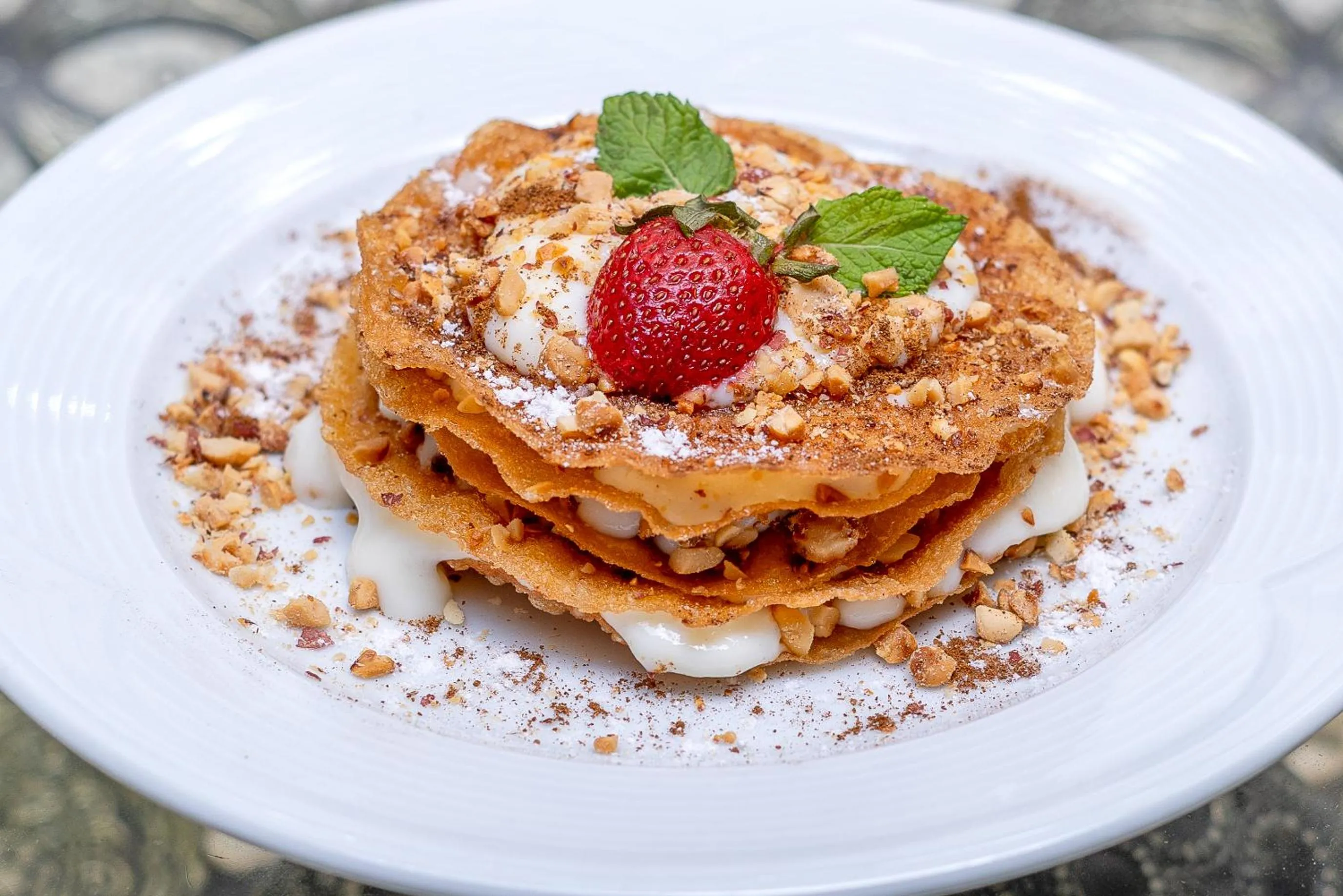 Restaurant/places to eat in Riad Ben Tachfine