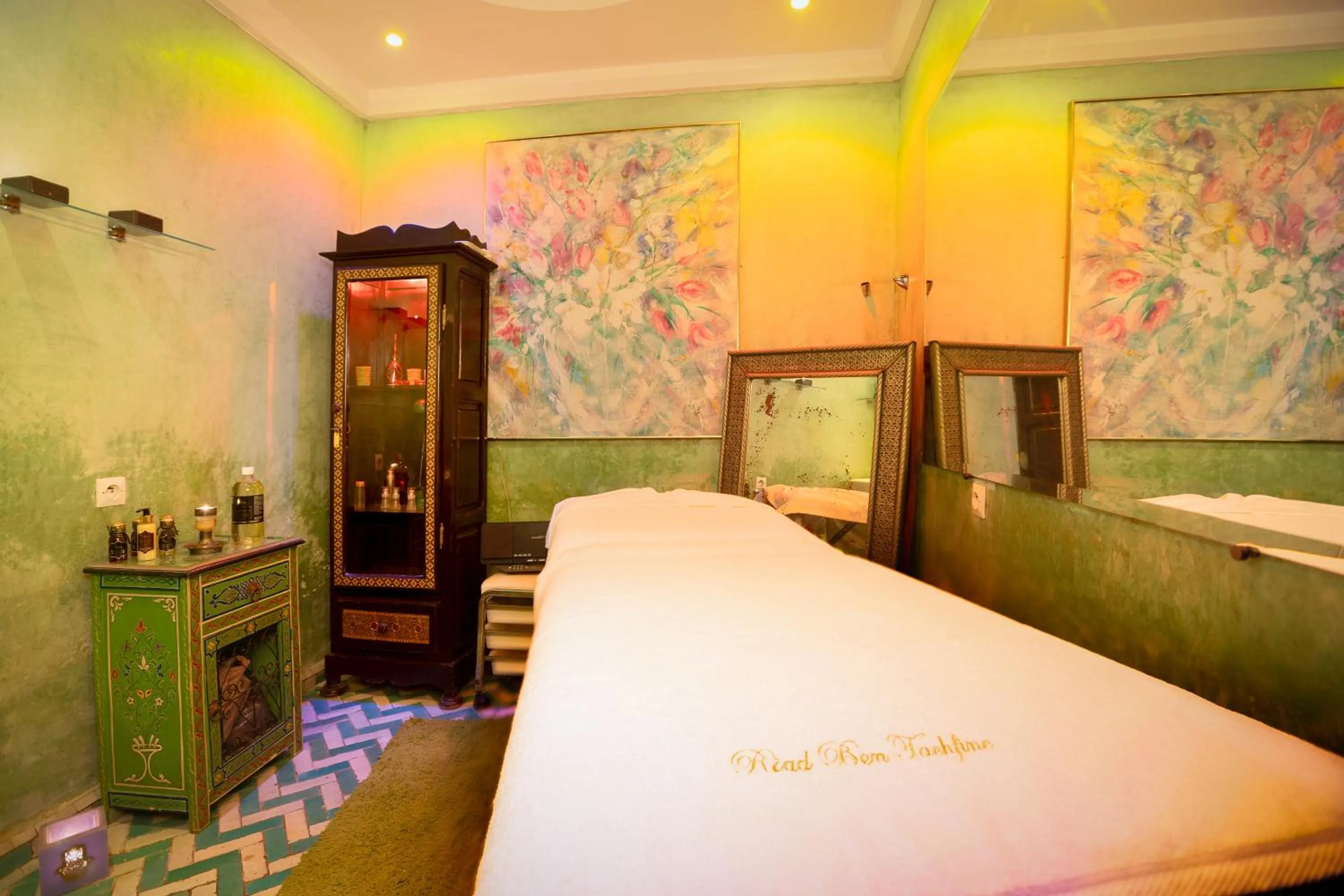 Spa and wellness centre/facilities, Bed in Riad Ben Tachfine