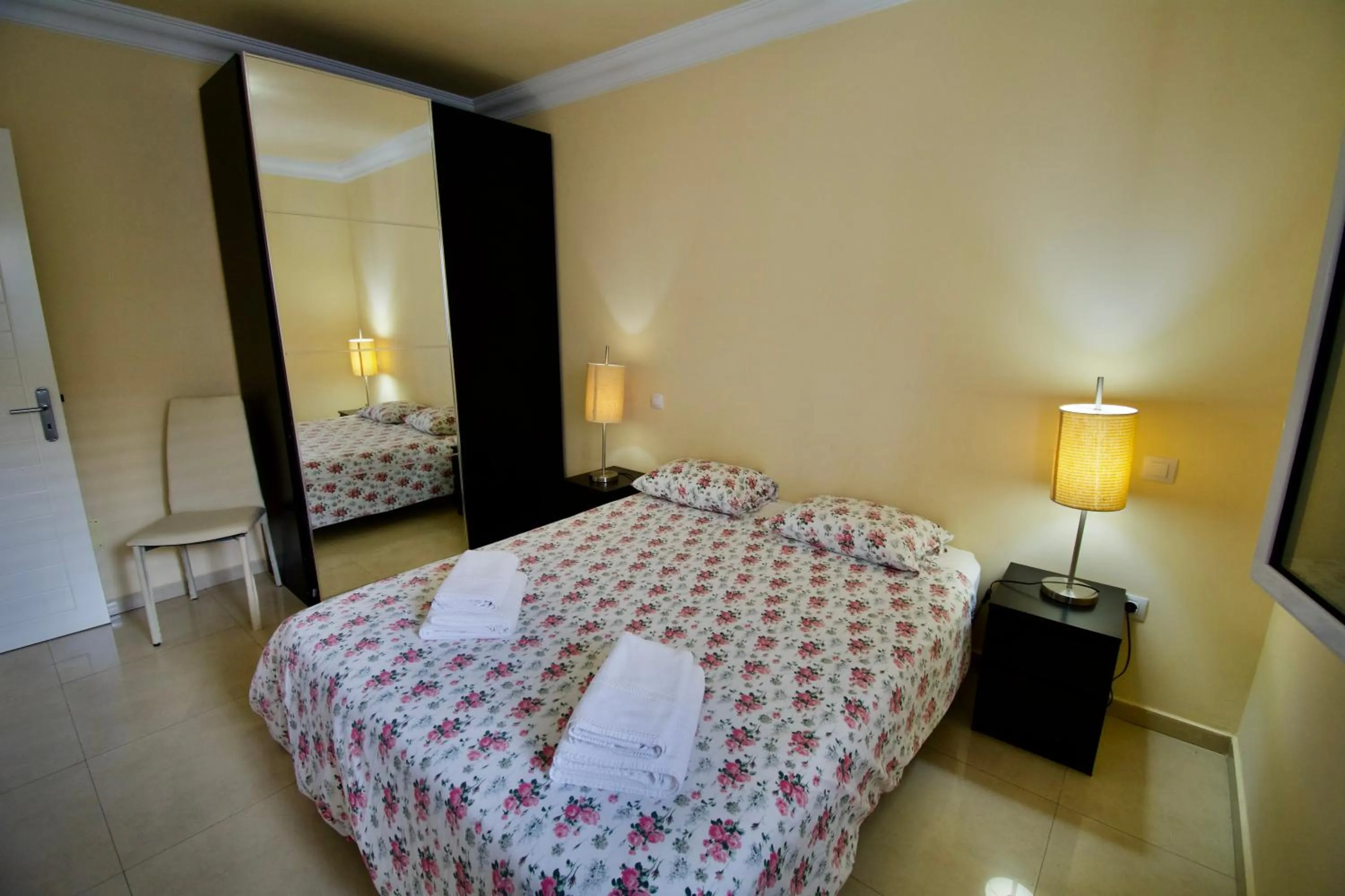 Bedroom, Bed in Villa Lovisi