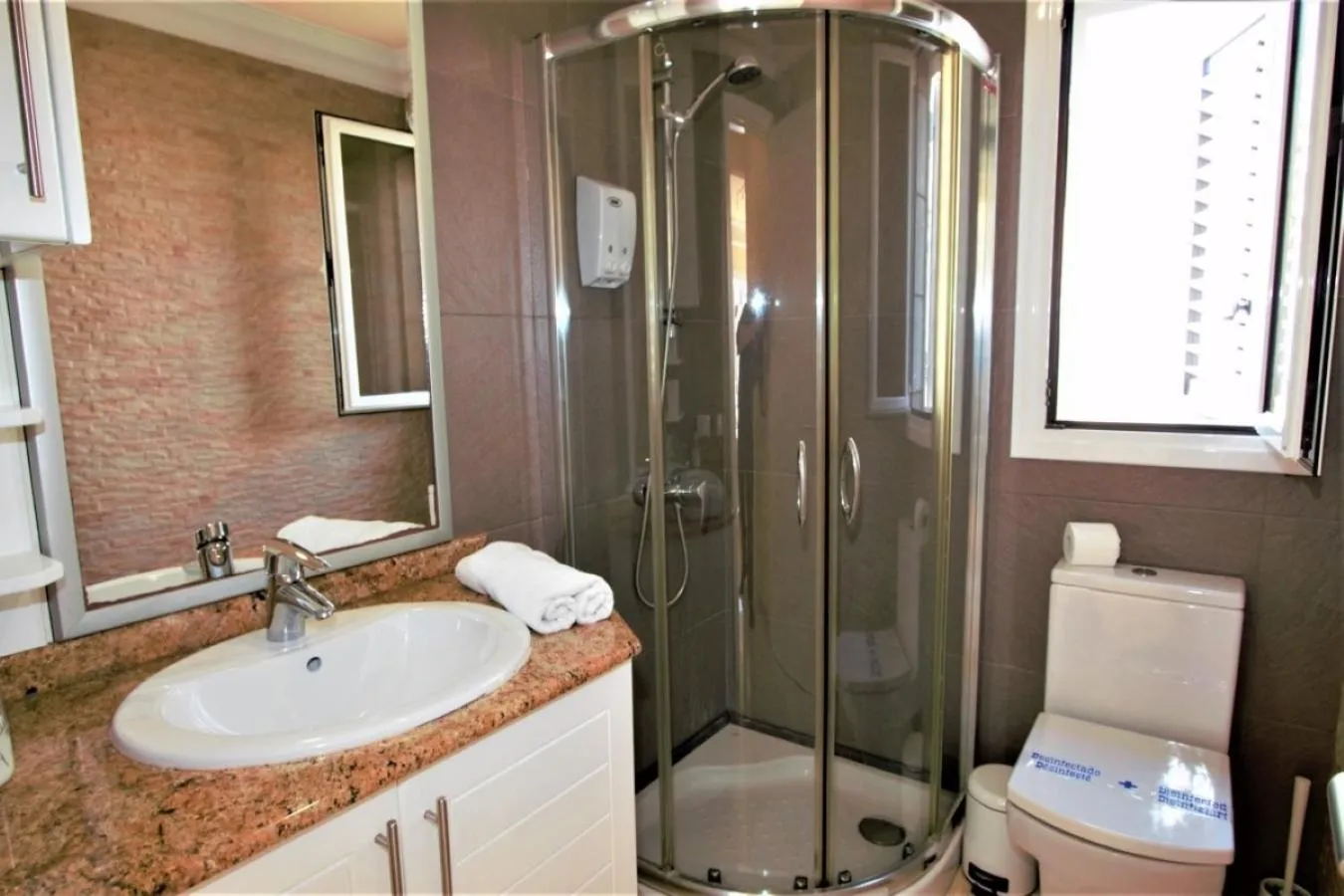 Shower in Villa Lovisi