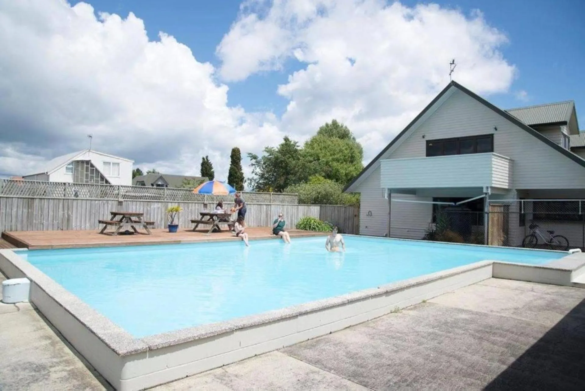 Property building in Holdens Bay Holiday Park