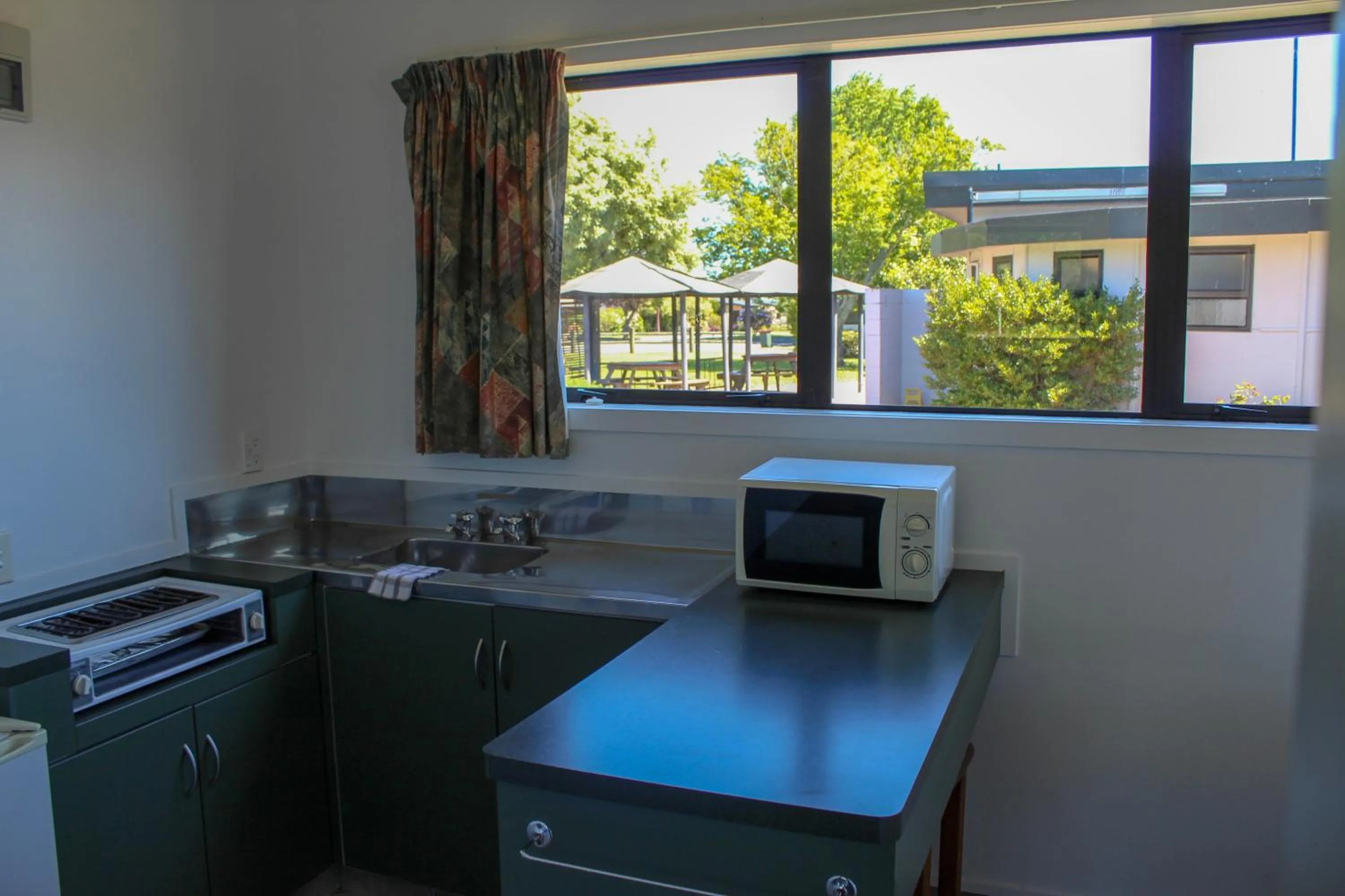 Kitchen or kitchenette in Holdens Bay Holiday Park