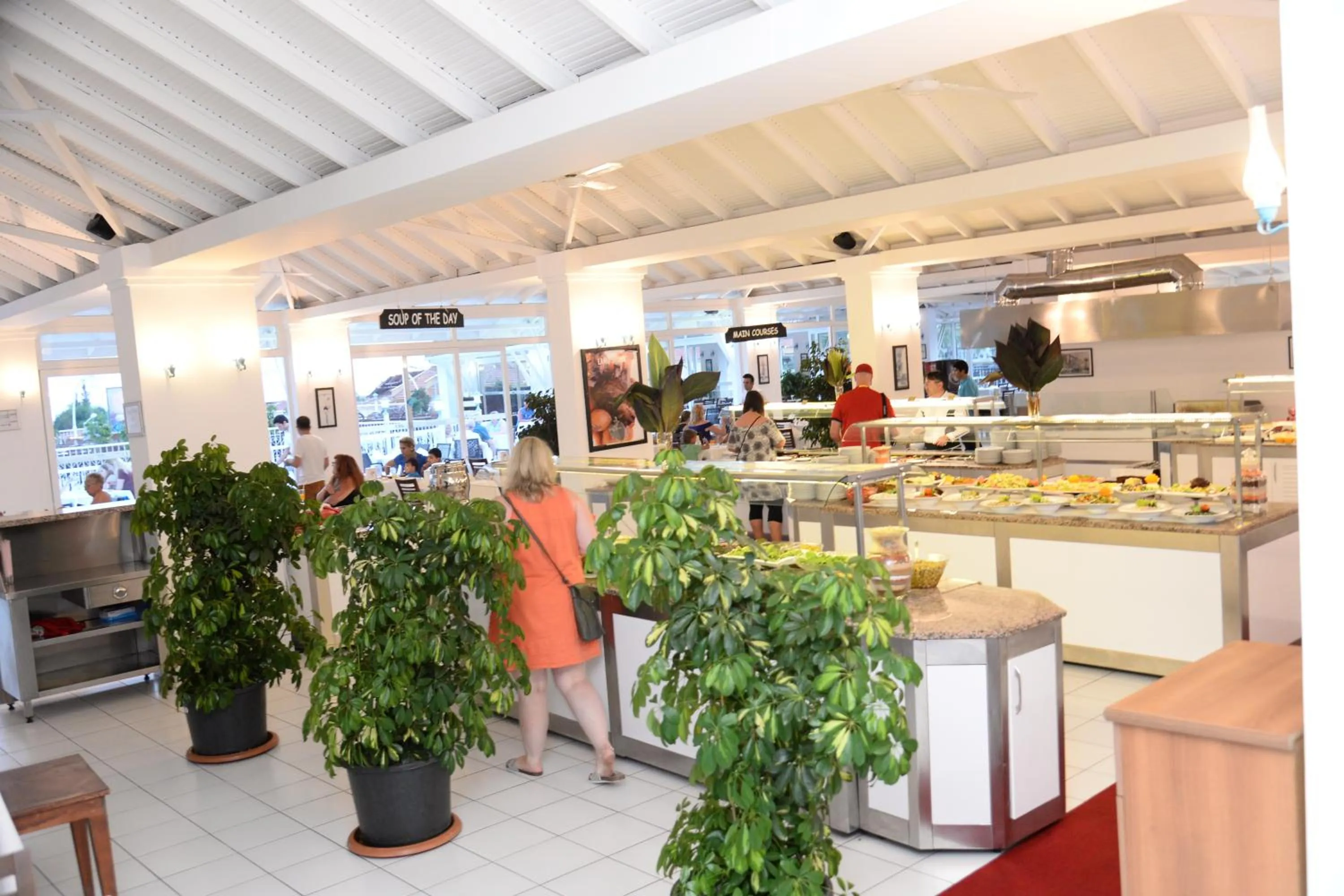 Dinner in Karbel Hotel